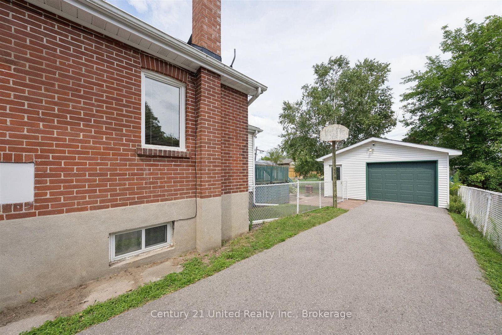 Photo 37 of 72 Kent Street, Peterborough, Town Ward 3 — HOMEH