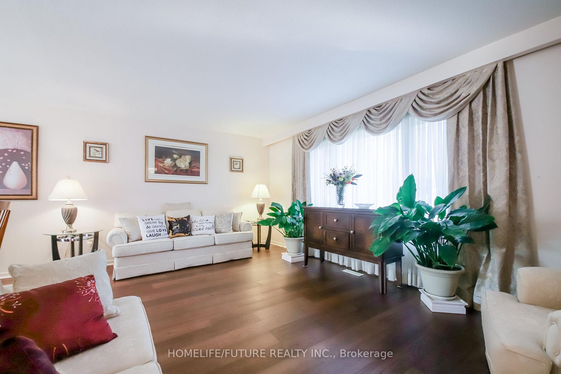 Photo 11 of 207 Michael Boulevard, Whitby, Lynde Creek — HOMEH