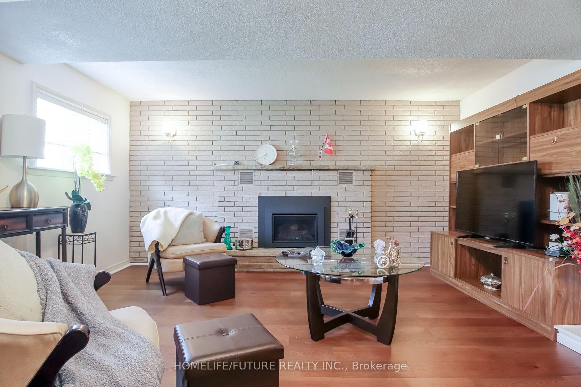 Photo 23 of 207 Michael Boulevard, Whitby, Lynde Creek — HOMEH