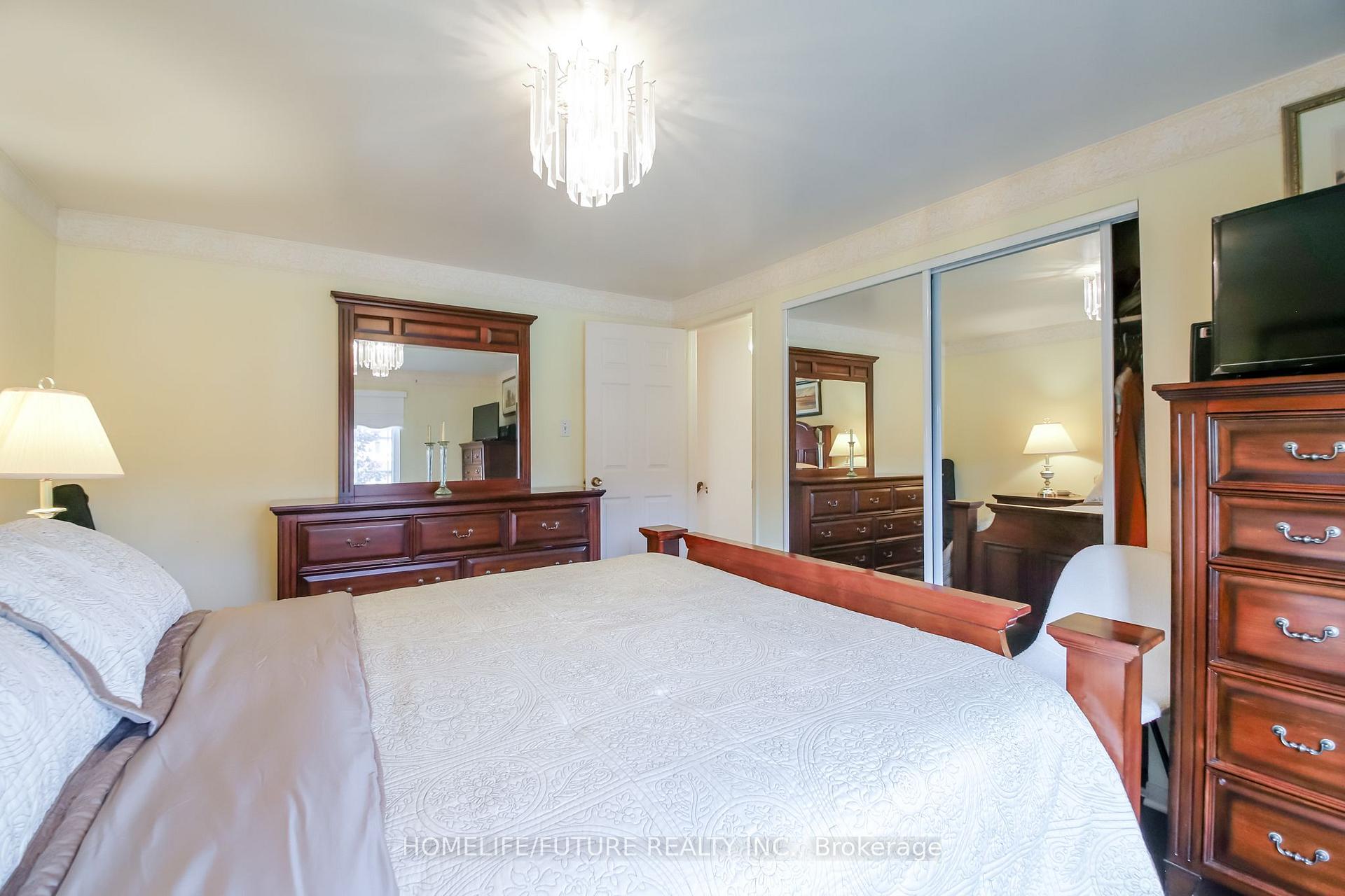 Photo 31 of 207 Michael Boulevard, Whitby, Lynde Creek — HOMEH