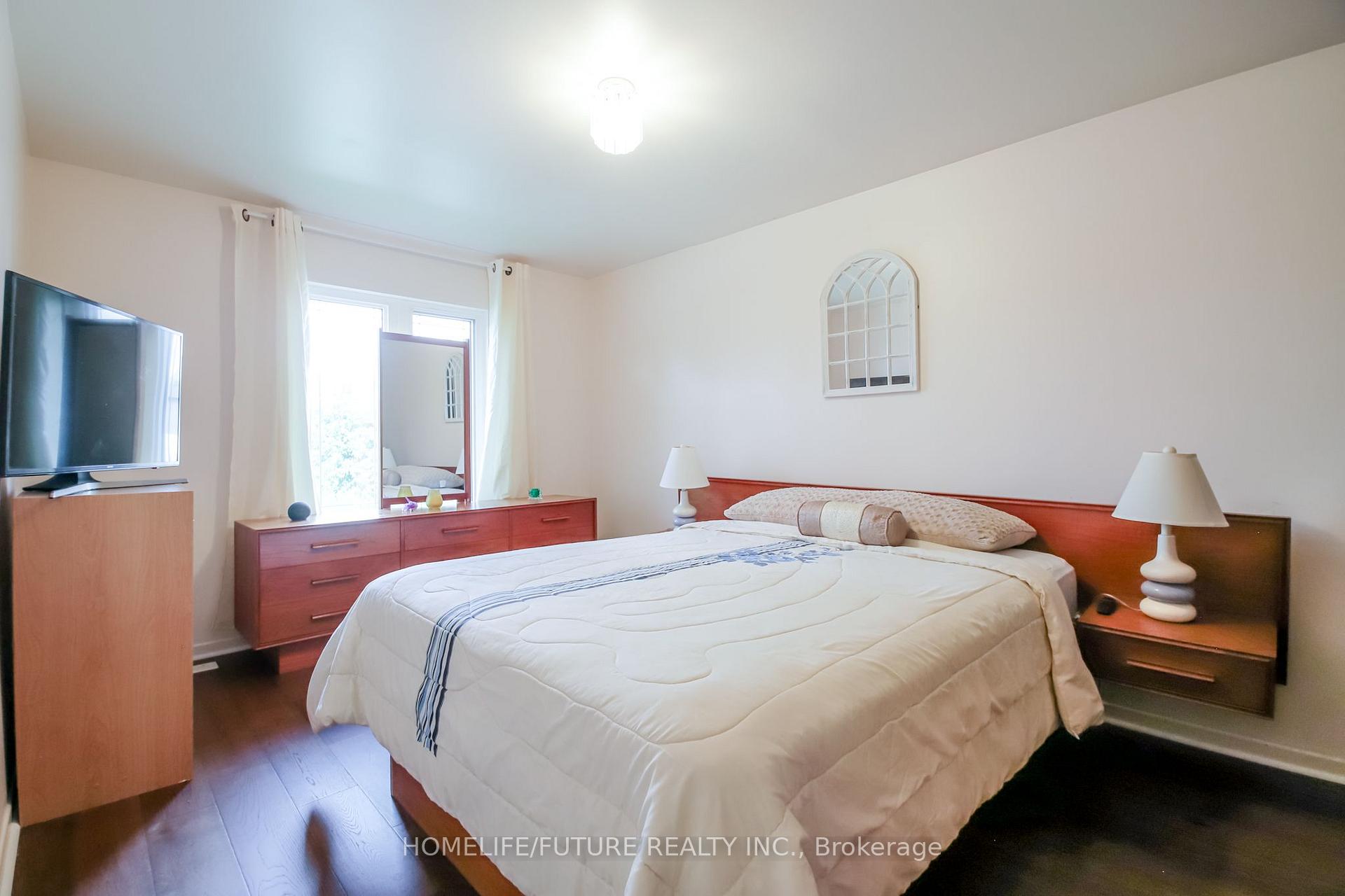 Photo 32 of 207 Michael Boulevard, Whitby, Lynde Creek — HOMEH