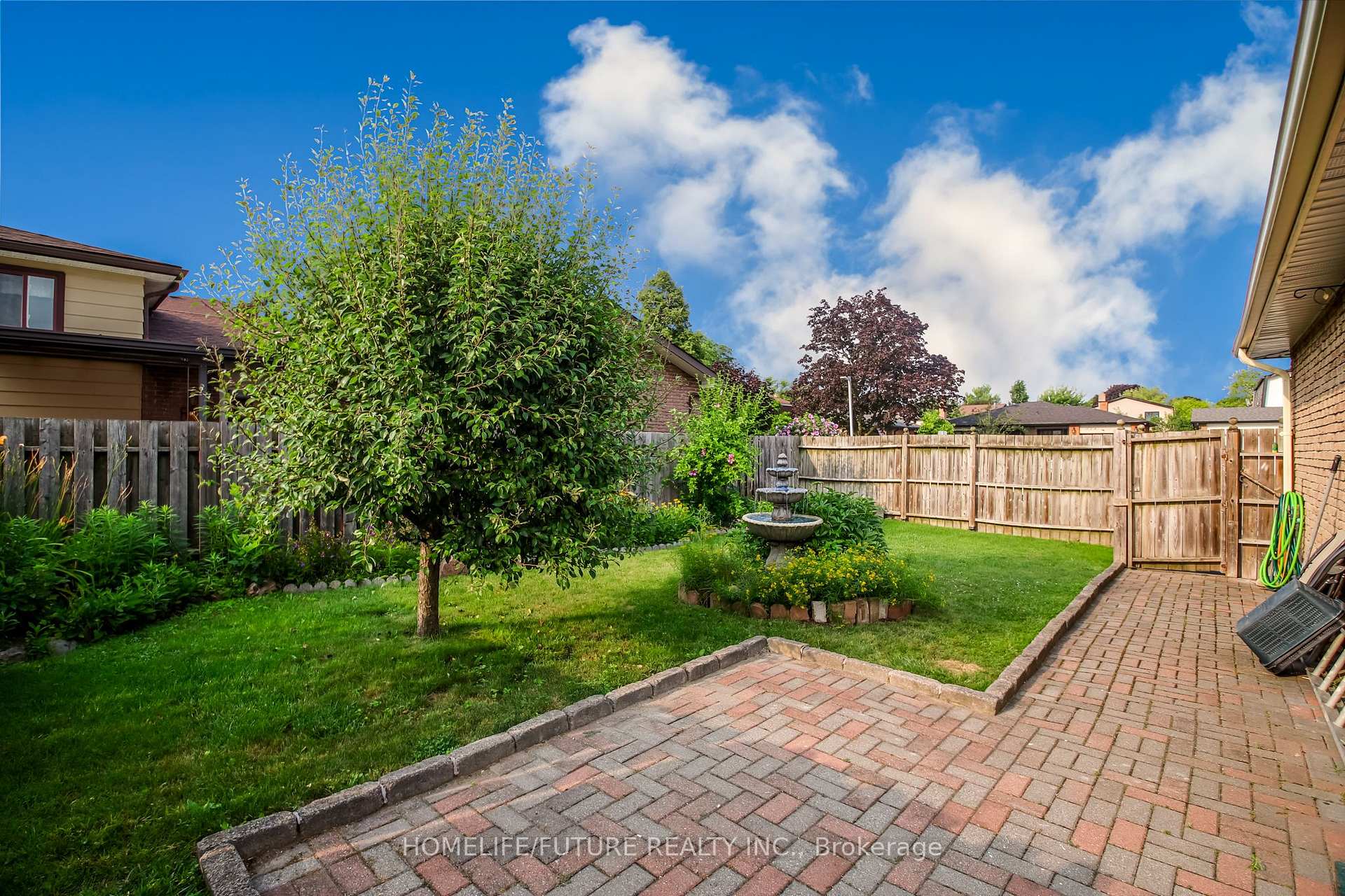 Photo 37 of 207 Michael Boulevard, Whitby, Lynde Creek — HOMEH