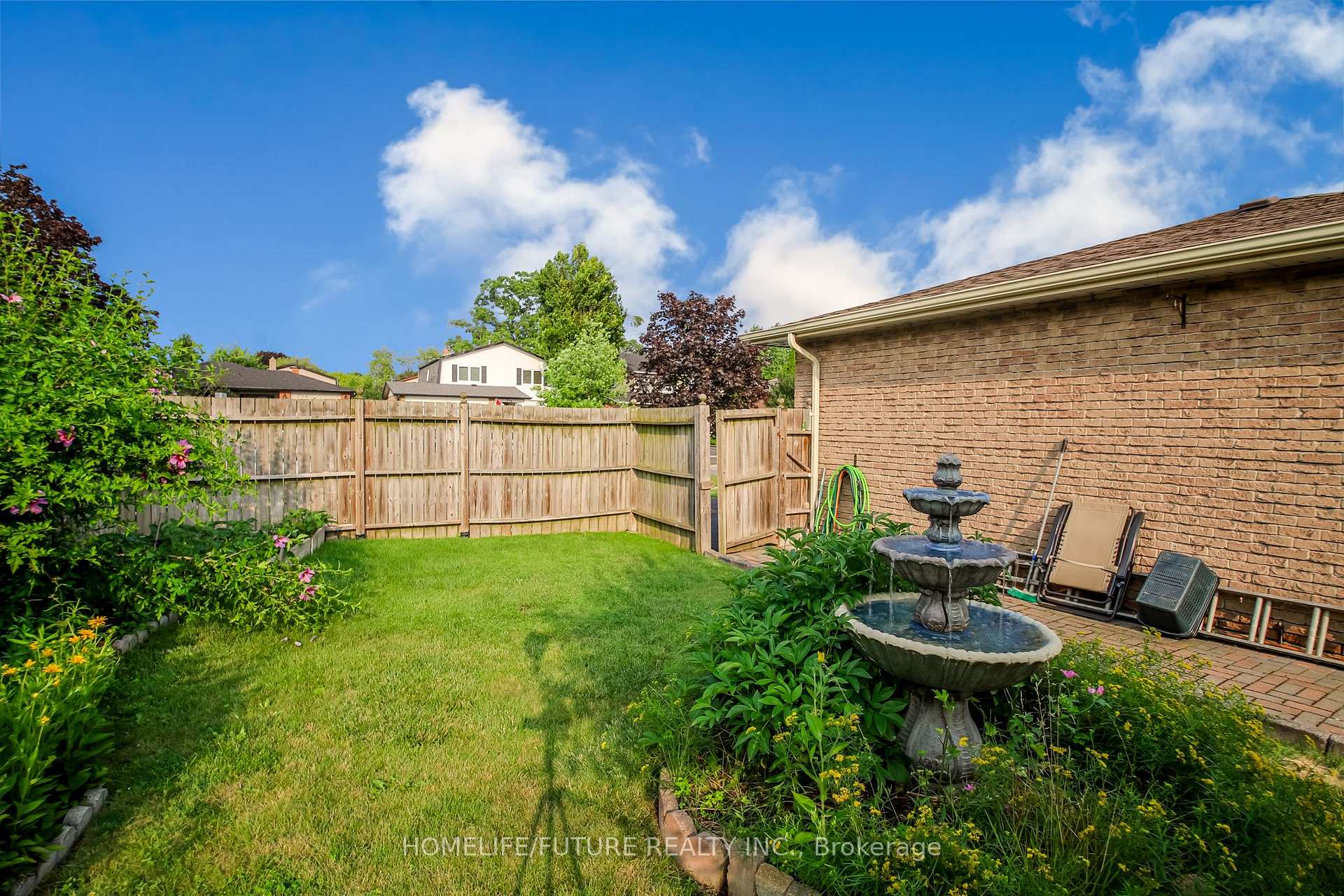 Photo 38 of 207 Michael Boulevard, Whitby, Lynde Creek — HOMEH