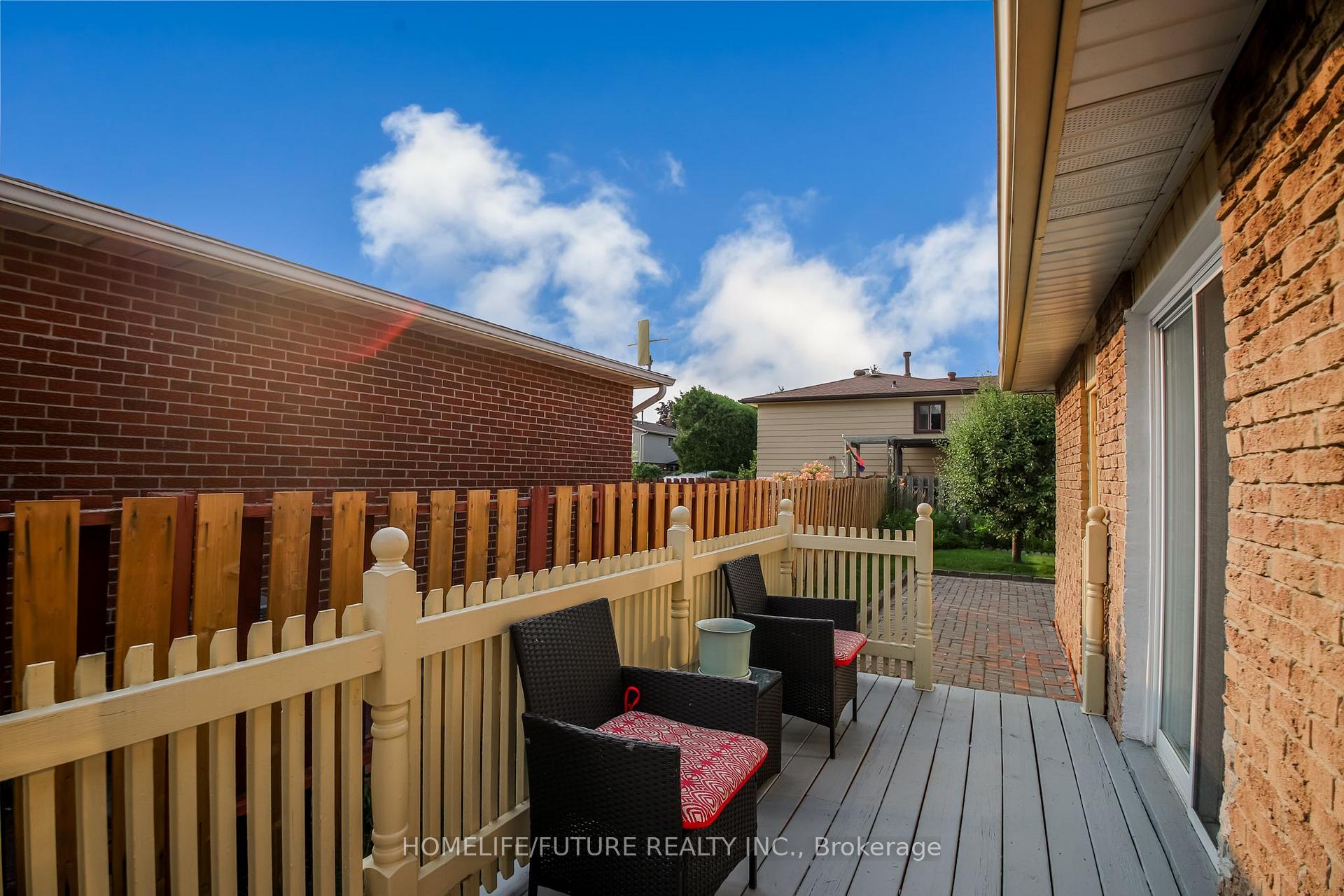 Photo 39 of 207 Michael Boulevard, Whitby, Lynde Creek — HOMEH