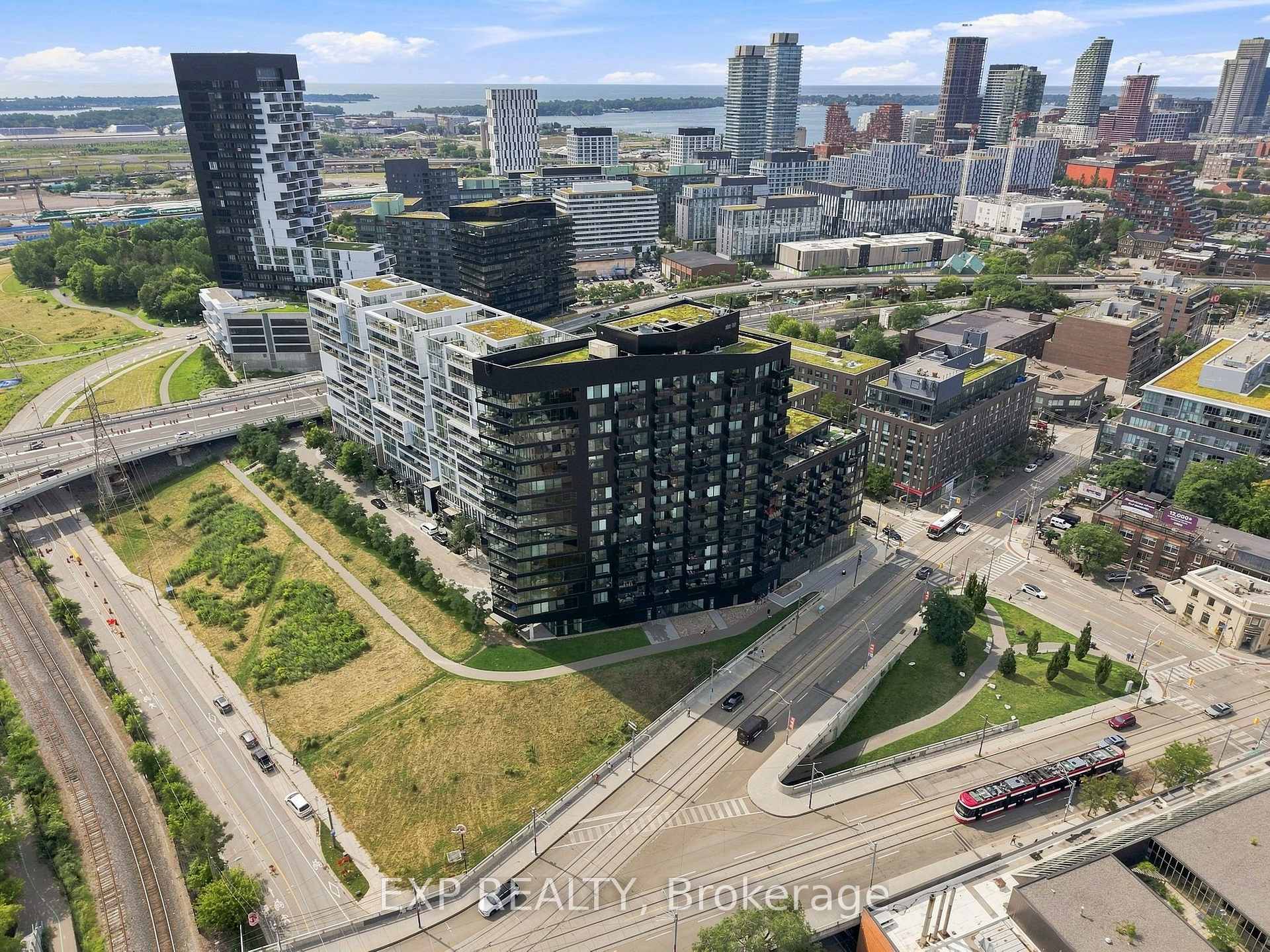 Photo 44 of Unit 604, 51 Trolley Crescent, Toronto, Moss Park — HOMEH