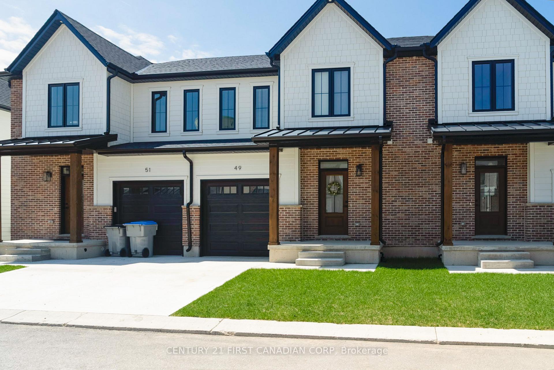 Photo 3 of Unit 10 (15), 147 Scotts Drive, Lucan Biddulph, Lucan — HOMEH
