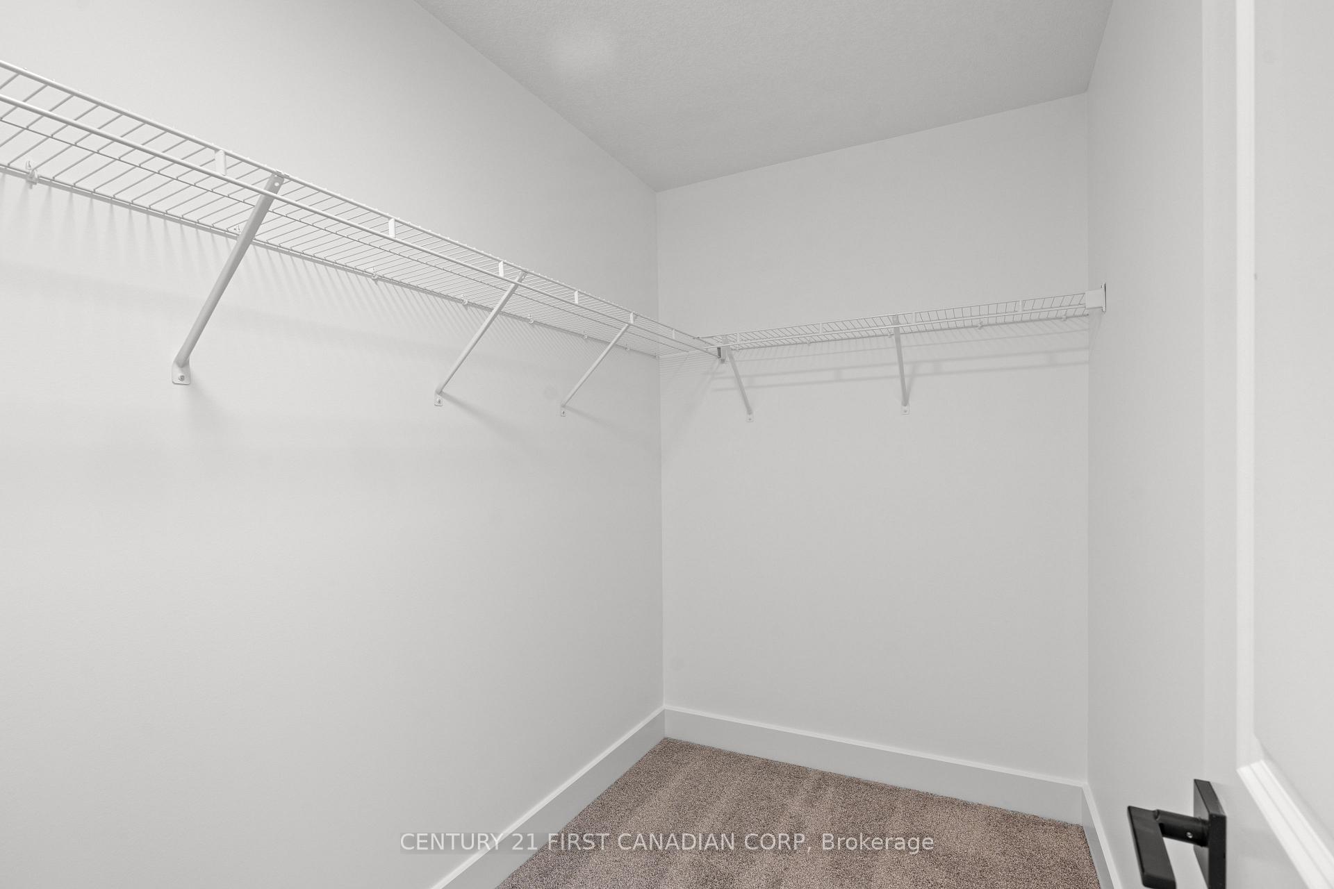 Photo 26 of Unit 10 (15), 147 Scotts Drive, Lucan Biddulph, Lucan — HOMEH