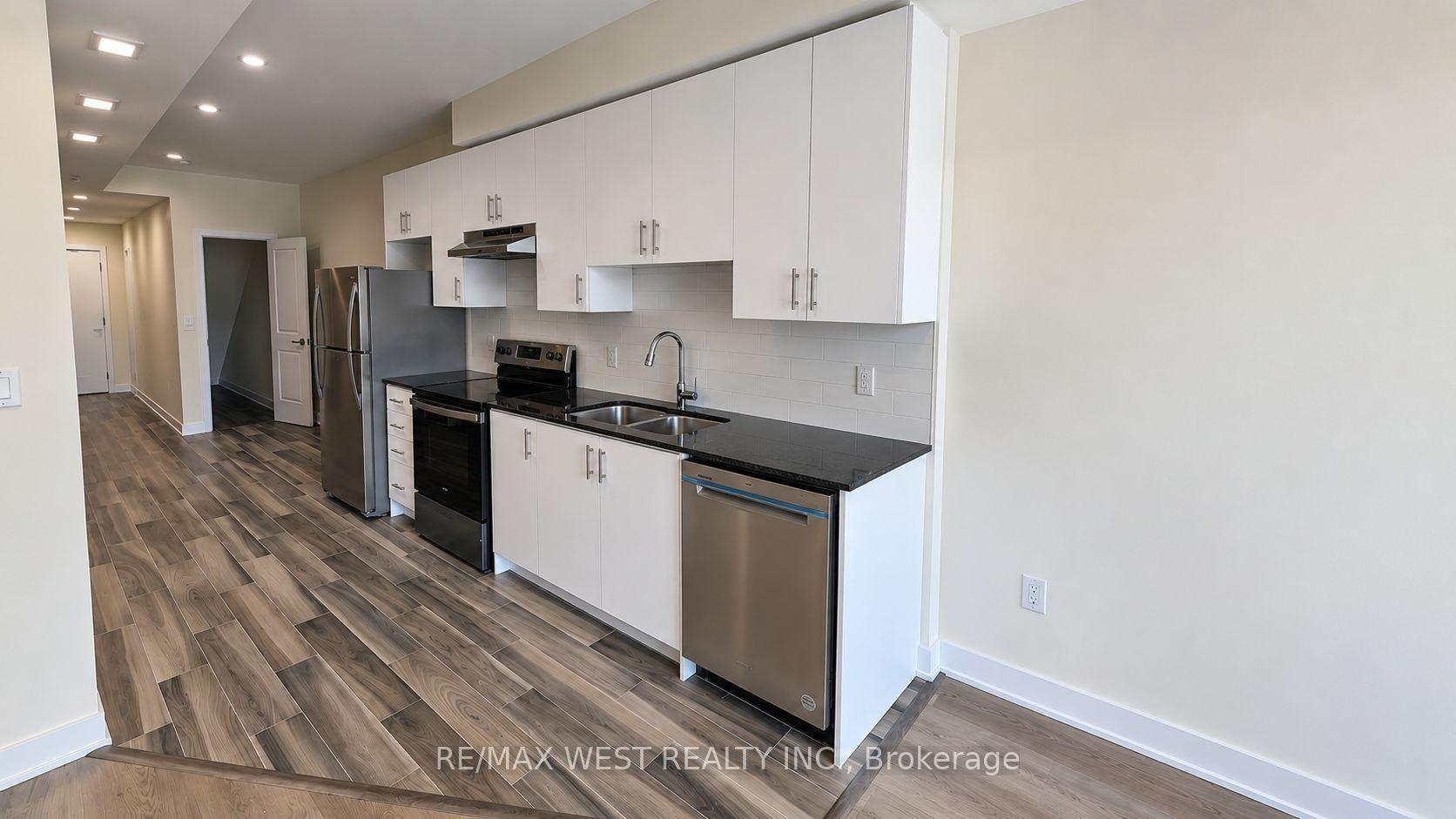 Photo 7 of Unit Main Floor, 93 Hatherley Road, Toronto, Caledonia-Fairbank — HOMEH
