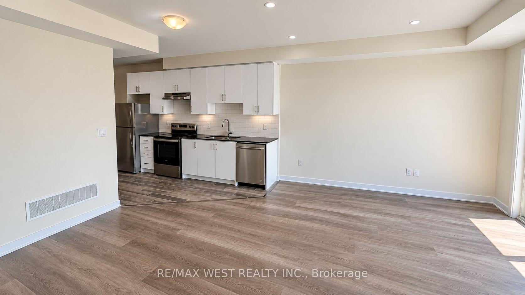 Photo 9 of Unit Main Floor, 93 Hatherley Road, Toronto, Caledonia-Fairbank — HOMEH