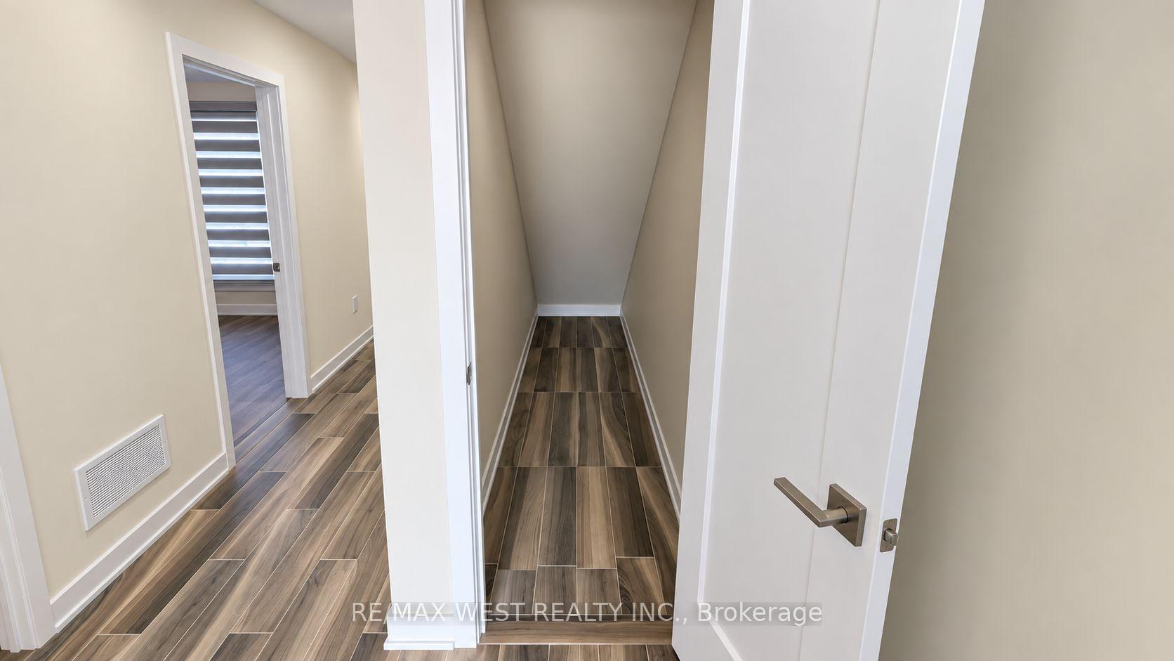 Photo 46 of Unit Main Floor, 93 Hatherley Road, Toronto, Caledonia-Fairbank — HOMEH