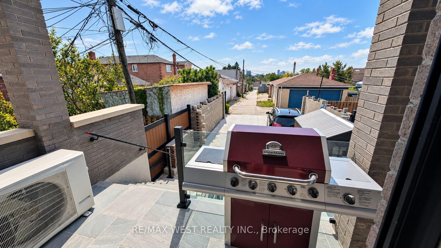 Photo 51 of Unit Main Floor, 93 Hatherley Road, Toronto, Caledonia-Fairbank — HOMEH