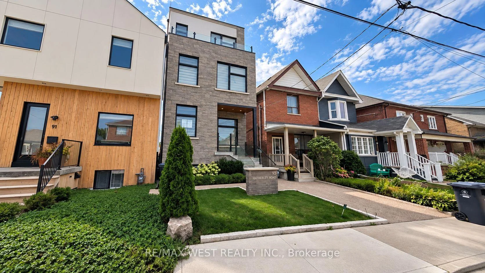 Photo 2 of Unit Main Floor, 93 Hatherley Road, Toronto, Caledonia-Fairbank — HOMEH