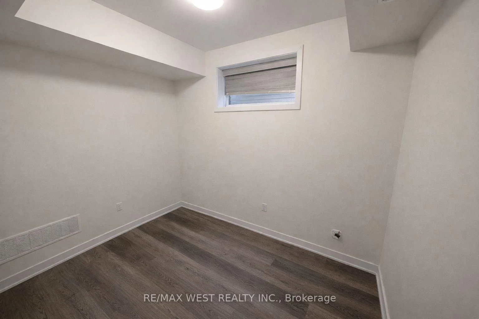 Photo 32 of Unit Main Floor, 93 Hatherley Road, Toronto, Caledonia-Fairbank — HOMEH
