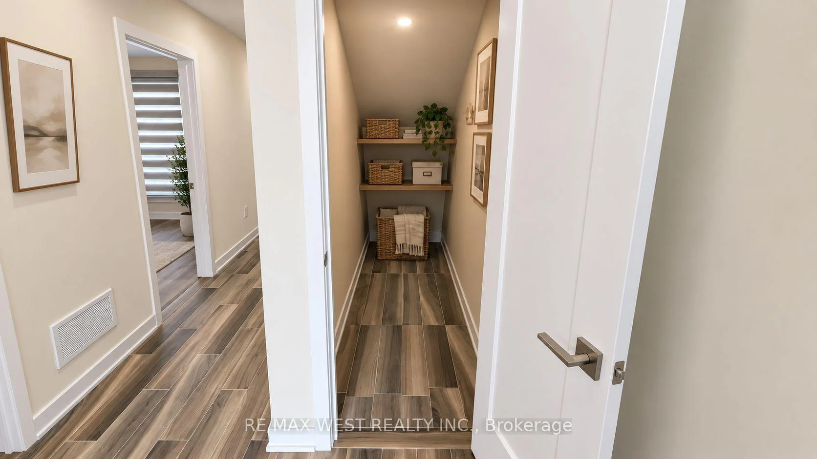 Photo 54 of Unit Main Floor, 93 Hatherley Road, Toronto, Caledonia-Fairbank — HOMEH