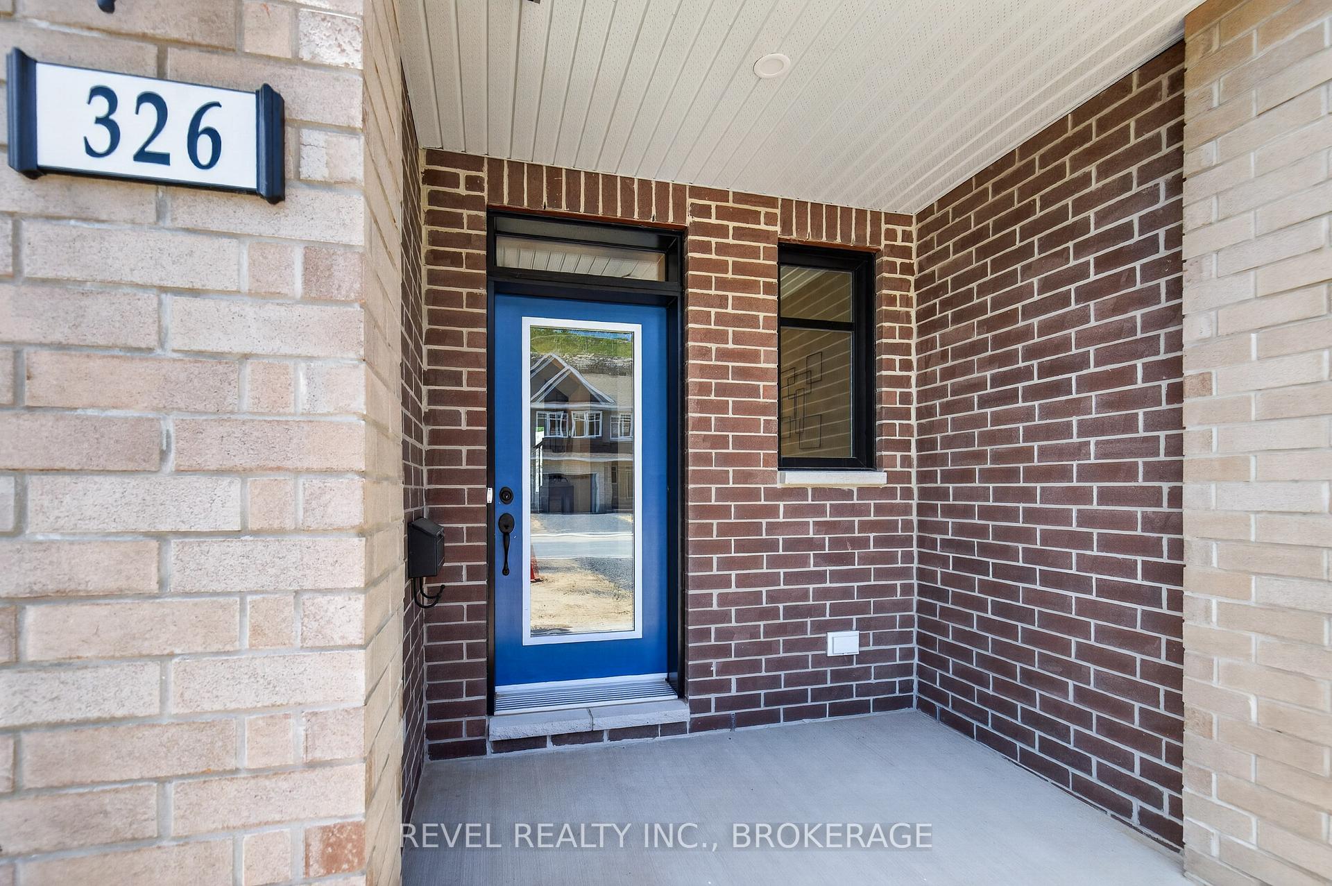 Photo 3 of 326 Dockside Drive, Kingston, Kingston East (Incl Barret Crt) — HOMEH