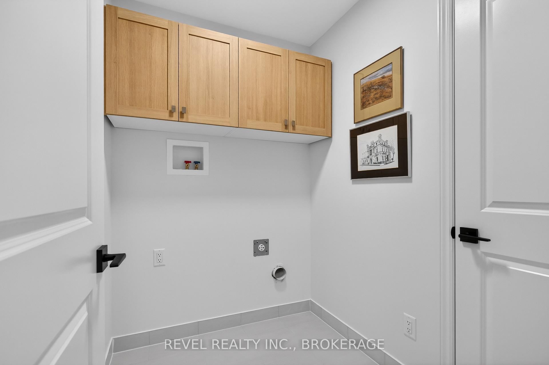 Photo 33 of 326 Dockside Drive, Kingston, Kingston East (Incl Barret Crt) — HOMEH