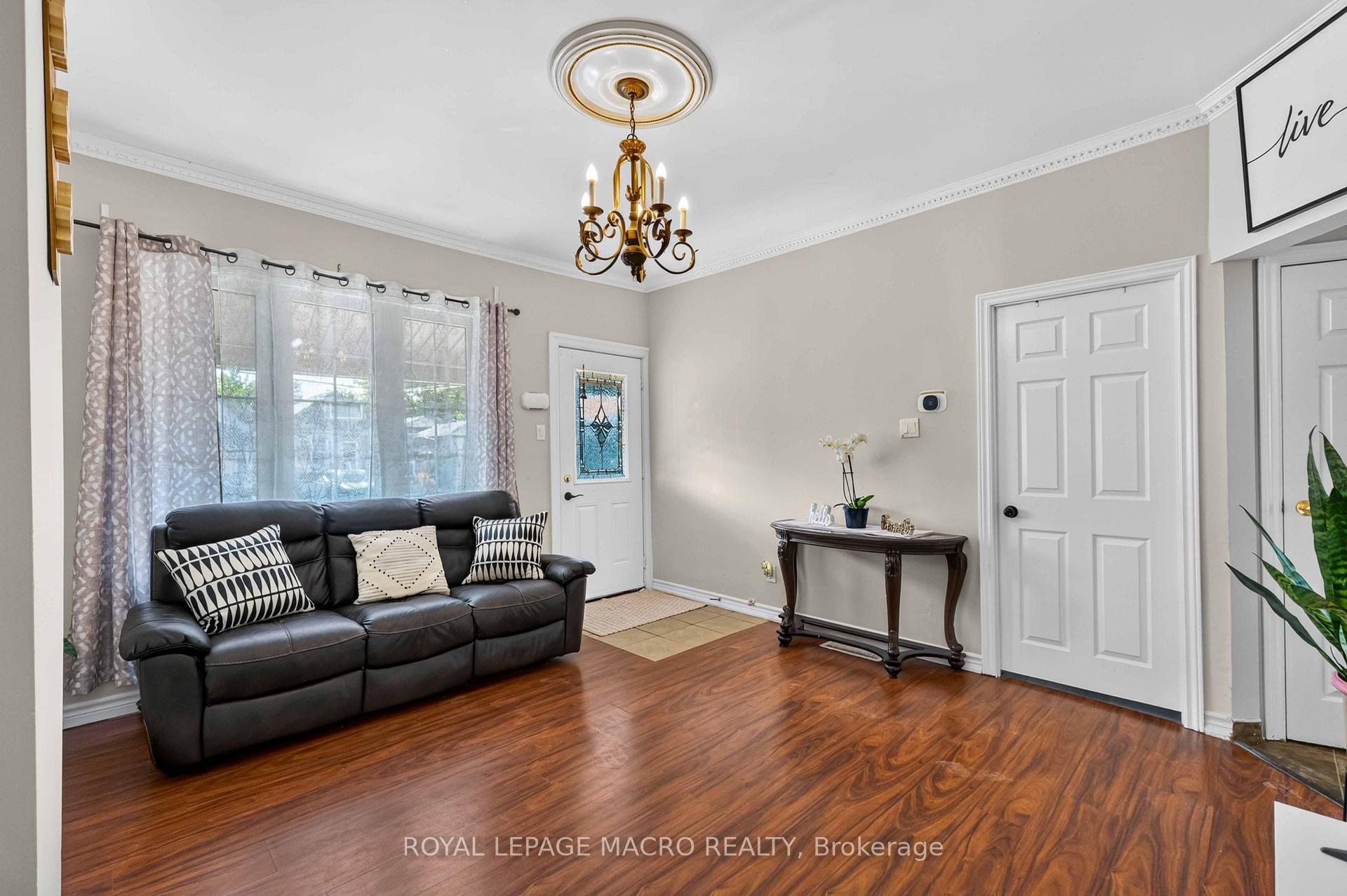 Photo 4 of 54 East 23rd Street, Hamilton, Eastmount — HOMEH