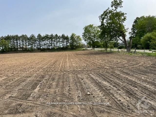 Photo 2 of 505 Bennett Road, North Grenville, North Grenville Twp (Kemptville East) — HOMEH