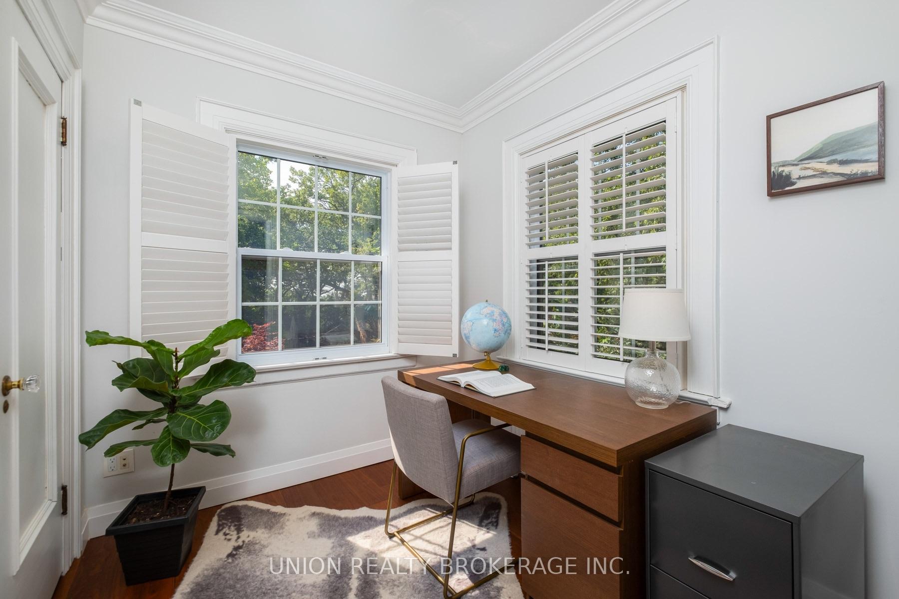 Photo 12 of 55 Pine Crescent, Toronto, The Beaches — HOMEH