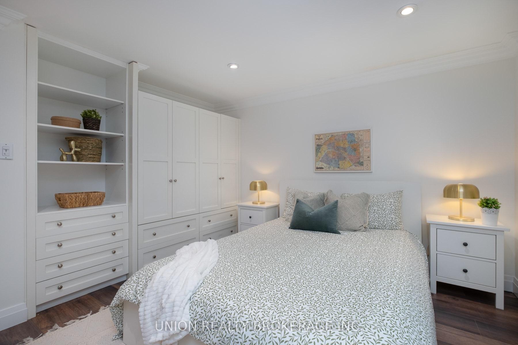 Photo 25 of 55 Pine Crescent, Toronto, The Beaches — HOMEH