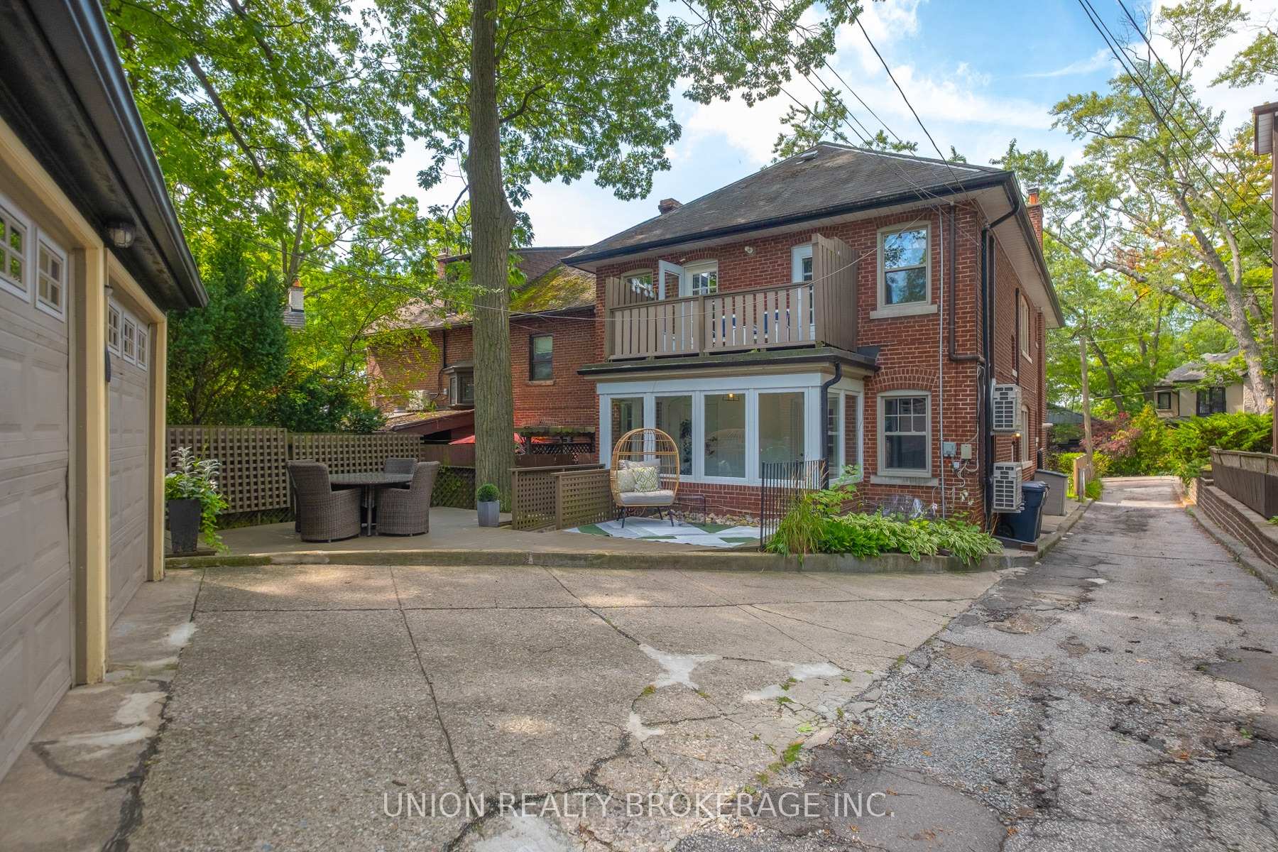 Photo 30 of 55 Pine Crescent, Toronto, The Beaches — HOMEH