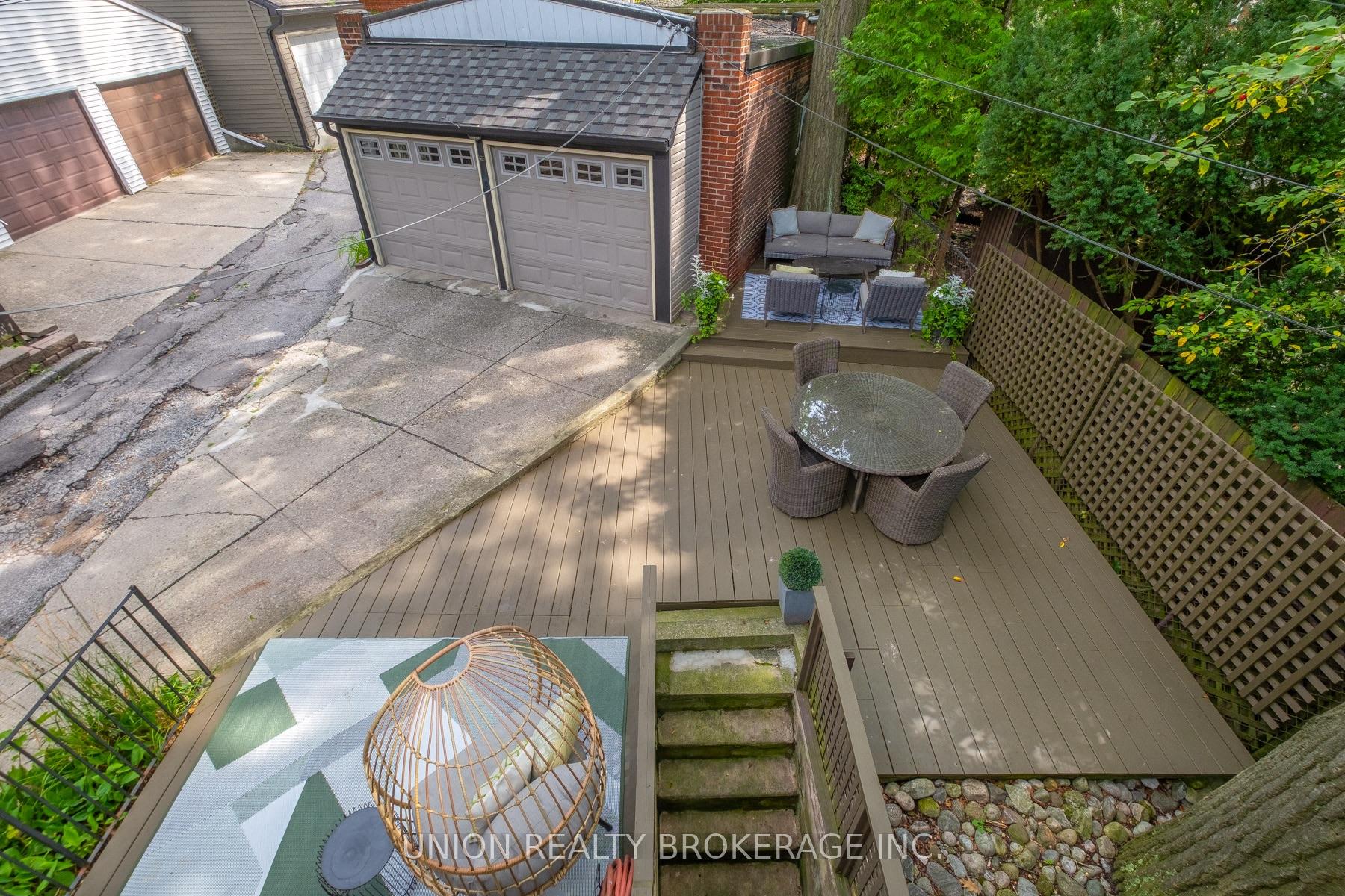 Photo 31 of 55 Pine Crescent, Toronto, The Beaches — HOMEH