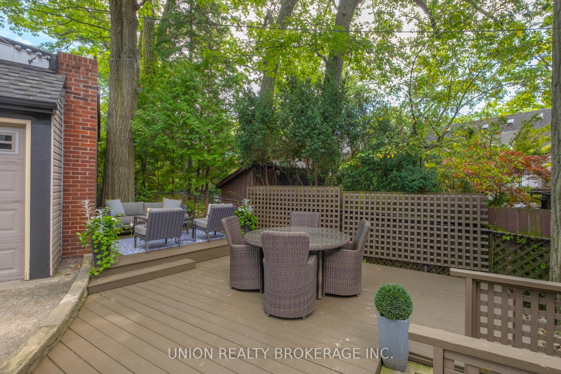 Photo 33 of 55 Pine Crescent, Toronto, The Beaches — HOMEH