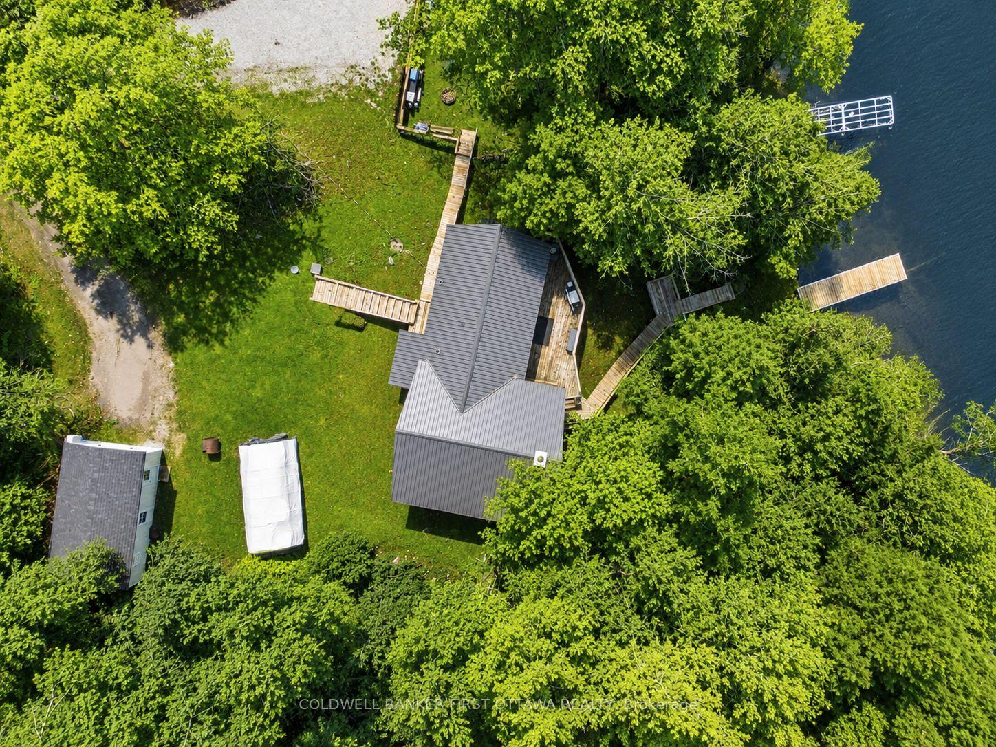 Photo 3 of 1091 Big Clear Lane, Frontenac, Frontenac Centre — HOMEH