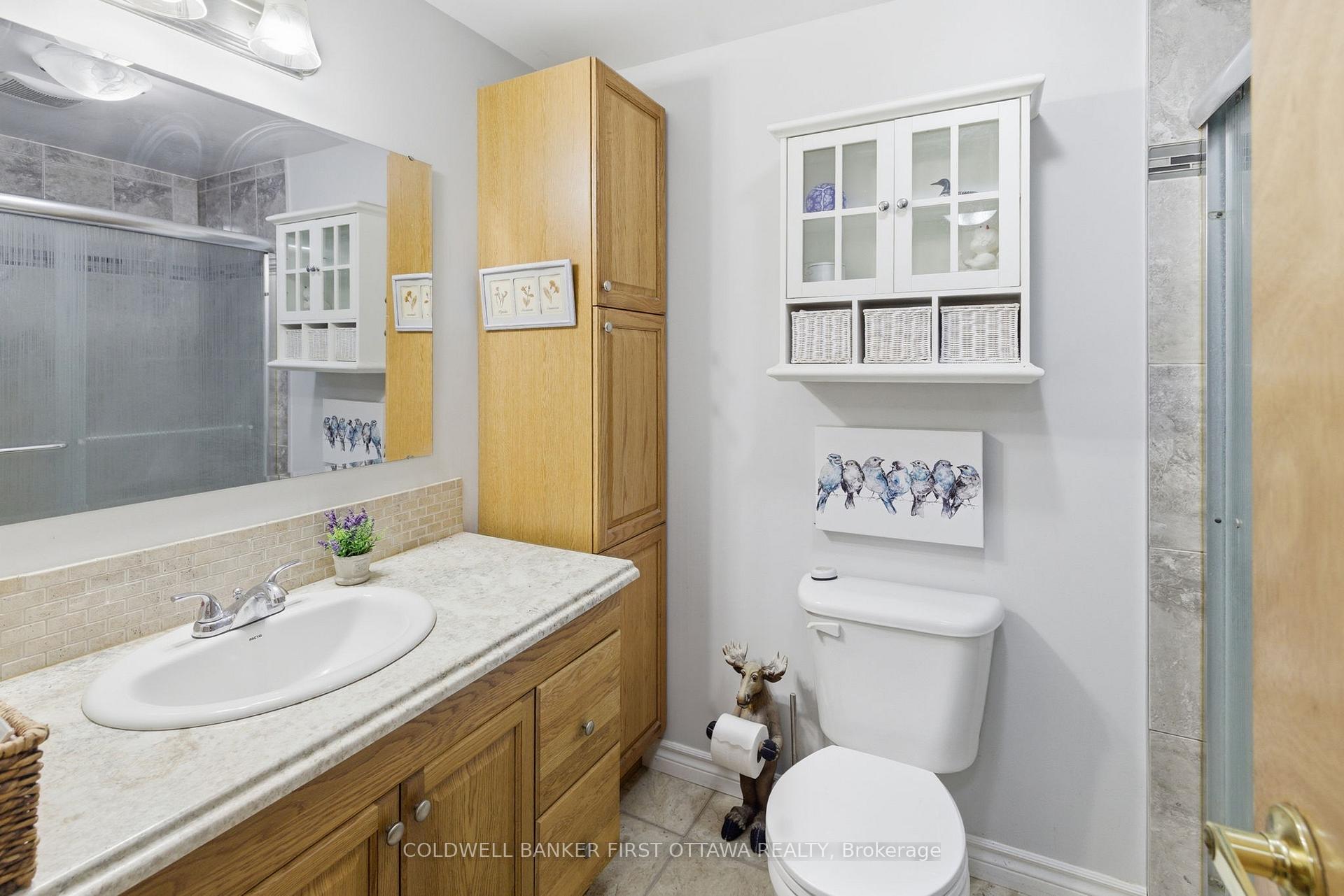 Photo 16 of 1091 Big Clear Lane, Frontenac, Frontenac Centre — HOMEH