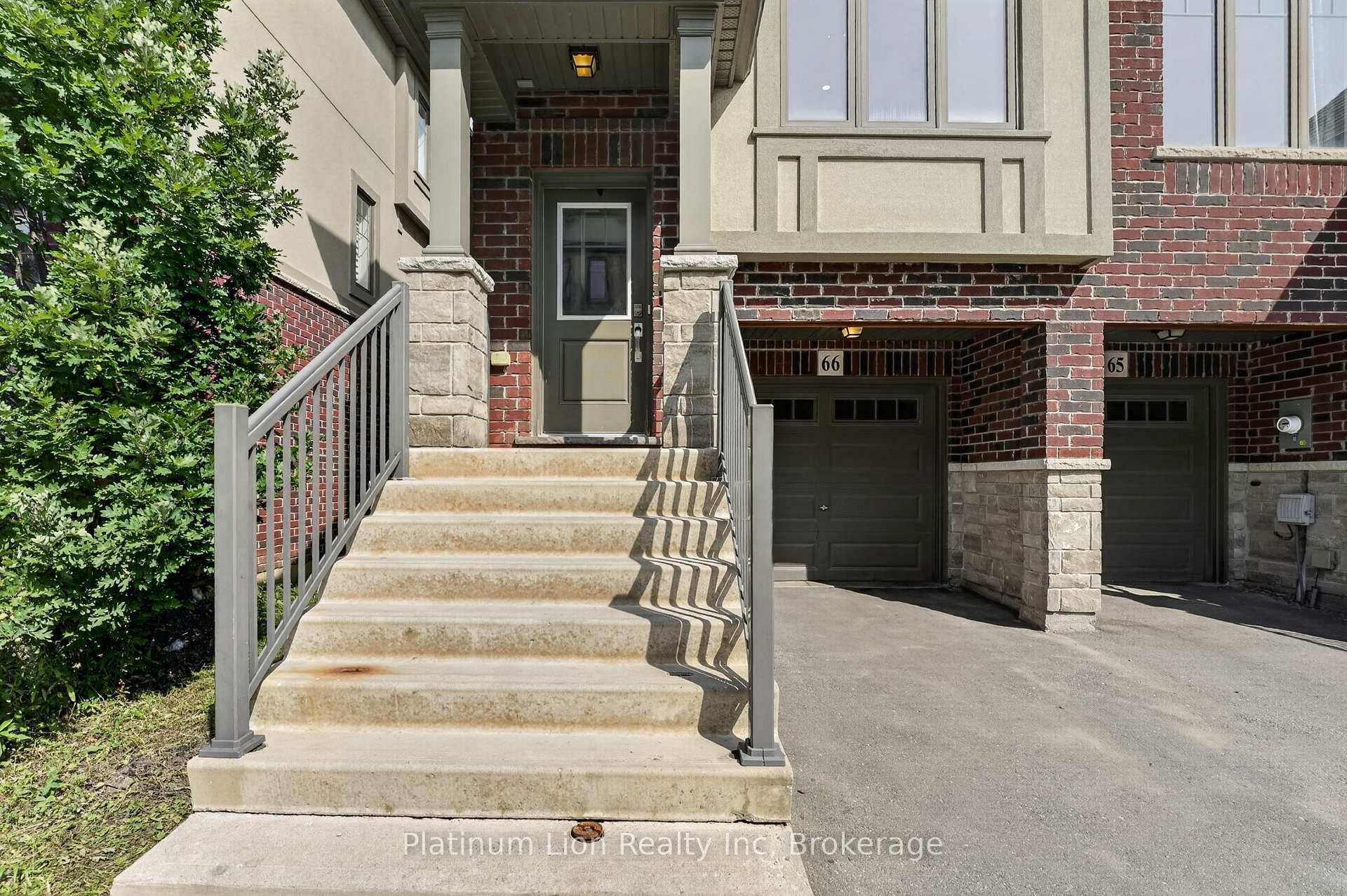 Photo 4 of Unit 66, 1169 Garner Road E, Hamilton, Meadowlands — HOMEH