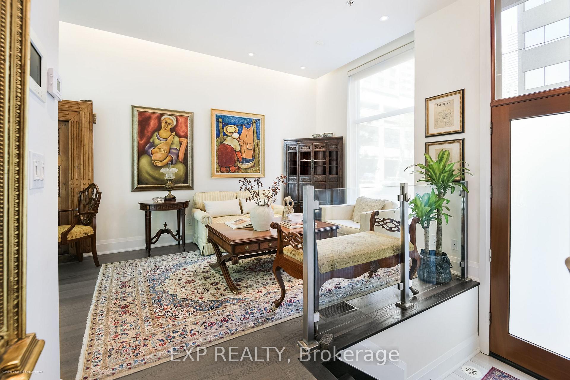 Photo 5 of 1084 Bay Street, Toronto, Bay Street Corridor — HOMEH
