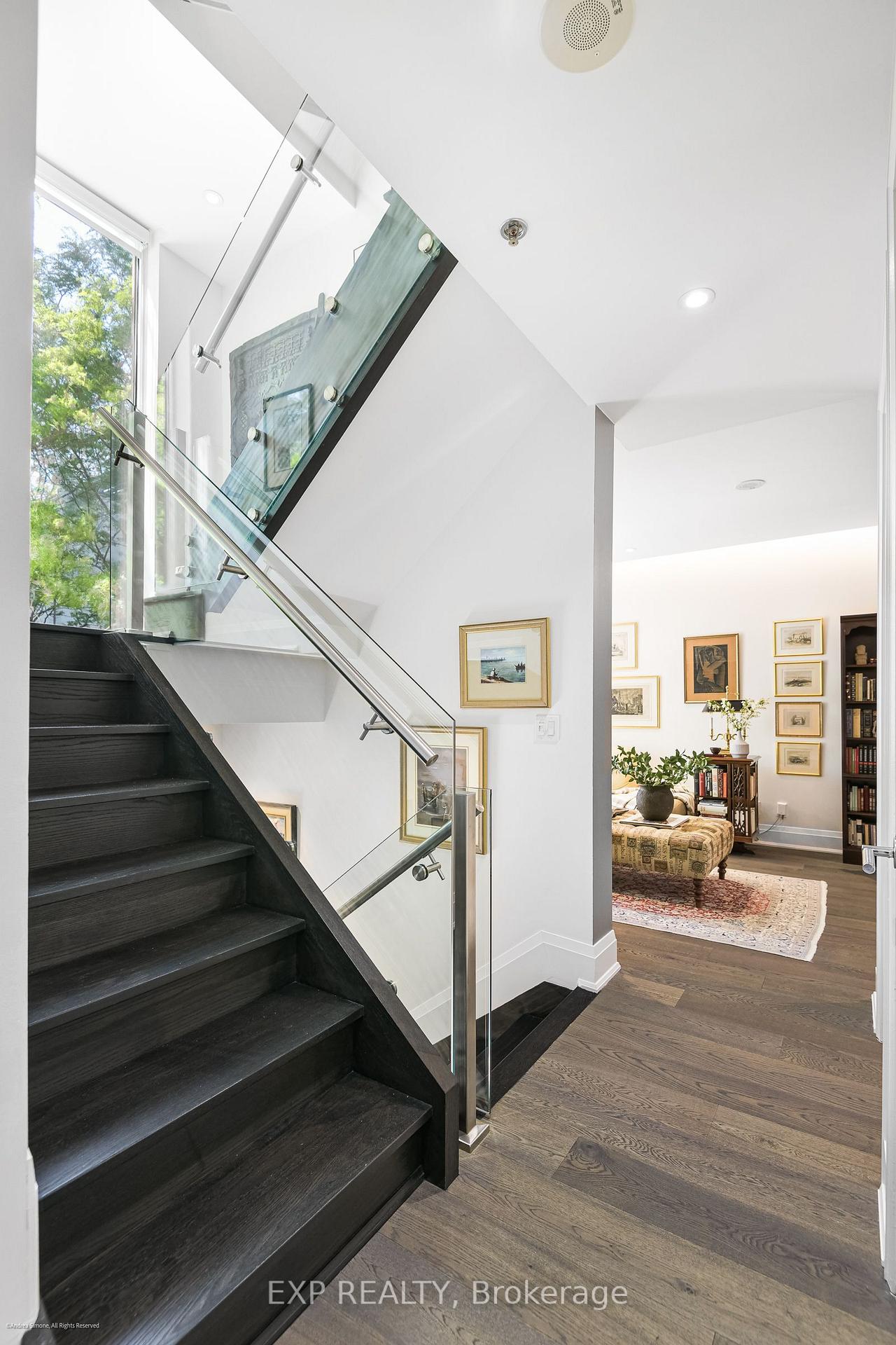 Photo 10 of 1084 Bay Street, Toronto, Bay Street Corridor — HOMEH