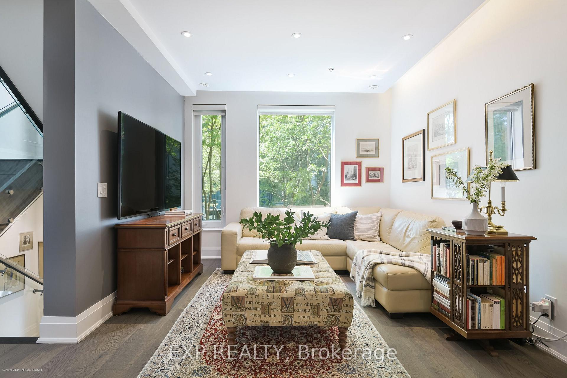 Photo 11 of 1084 Bay Street, Toronto, Bay Street Corridor — HOMEH