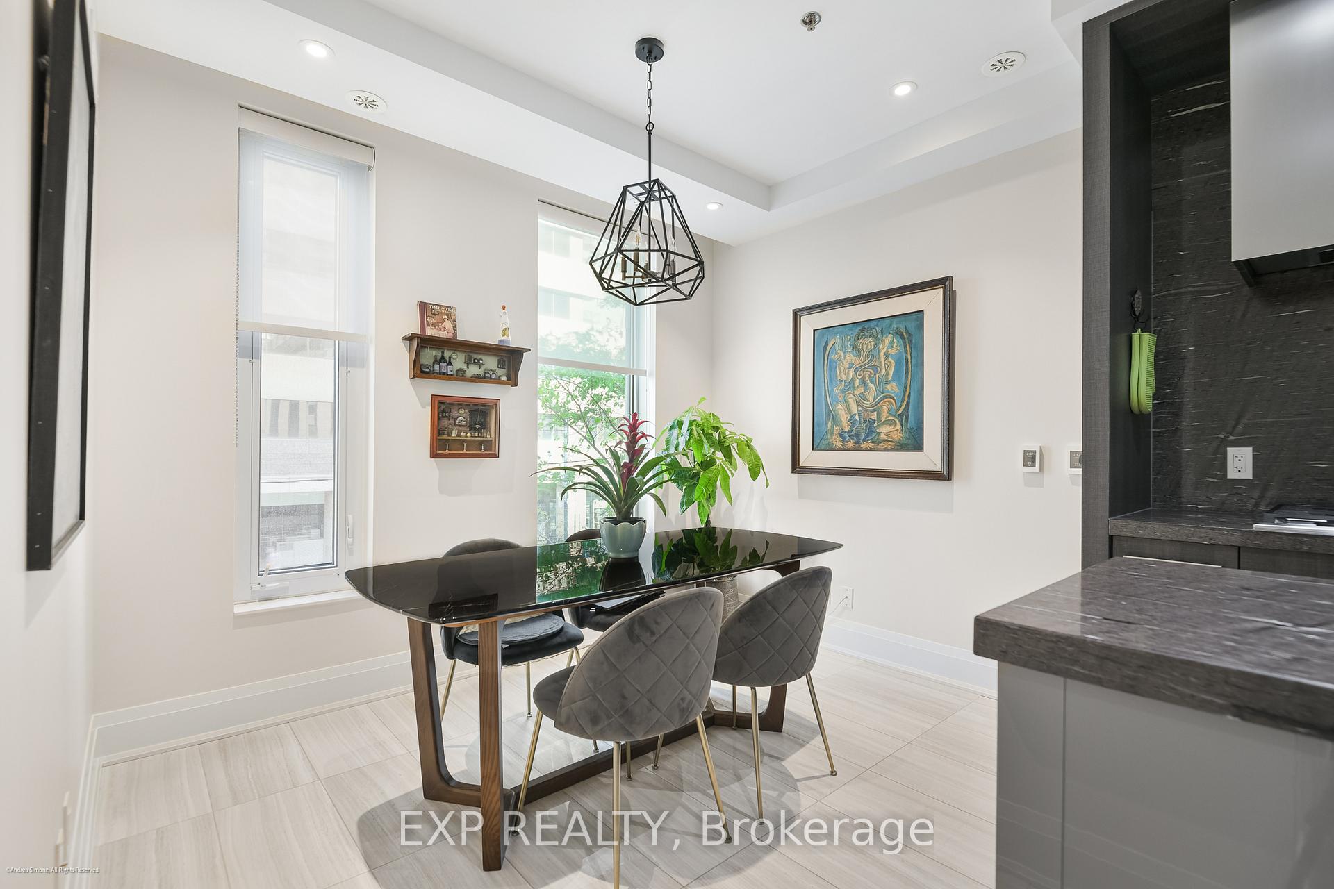 Photo 18 of 1084 Bay Street, Toronto, Bay Street Corridor — HOMEH