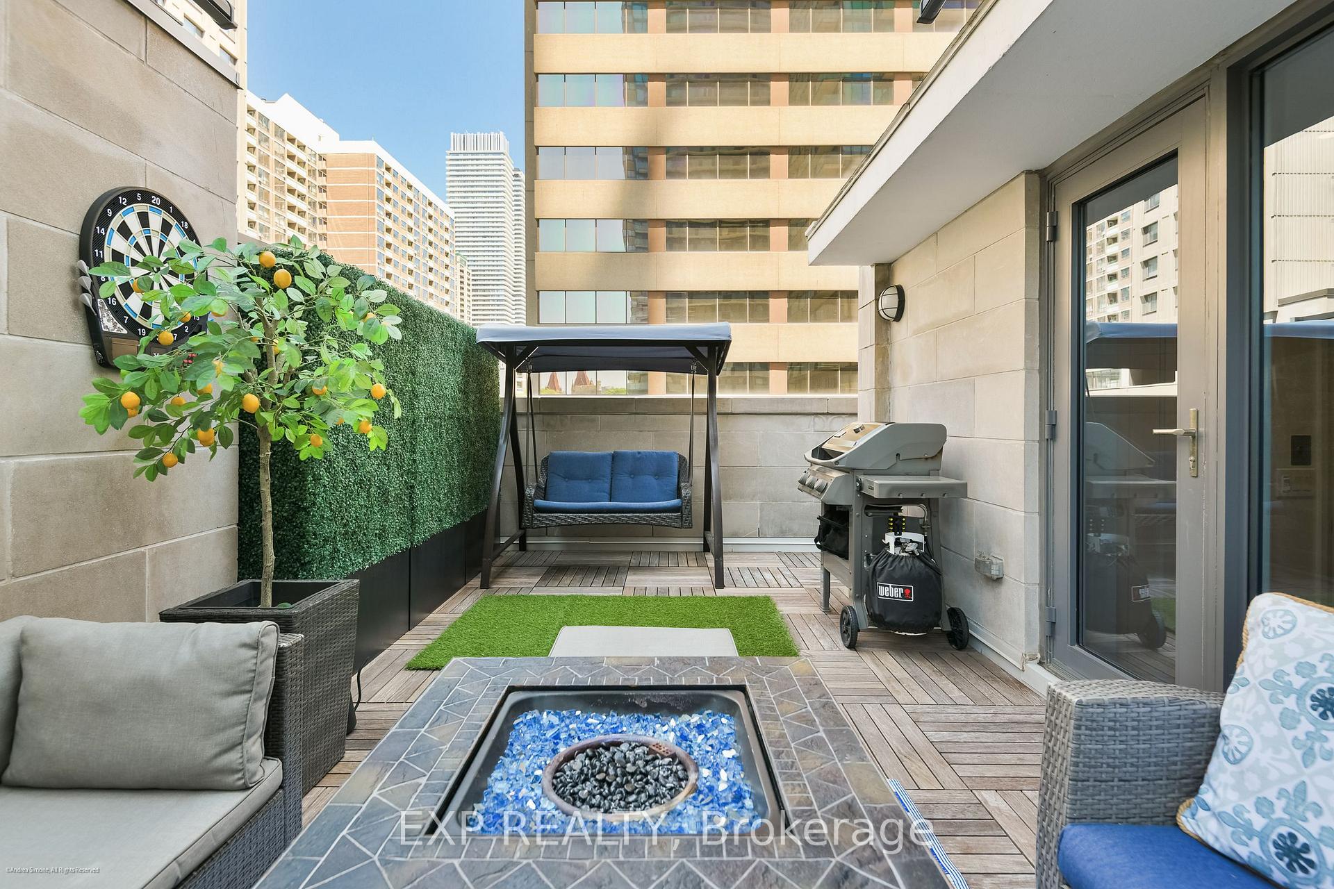 Photo 36 of 1084 Bay Street, Toronto, Bay Street Corridor — HOMEH