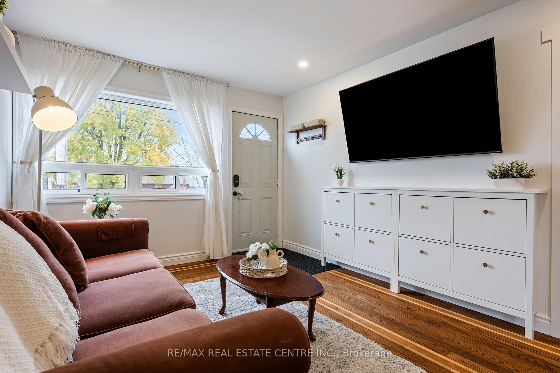 Photo 7 of 121 Proton Street N, Southgate — HOMEH