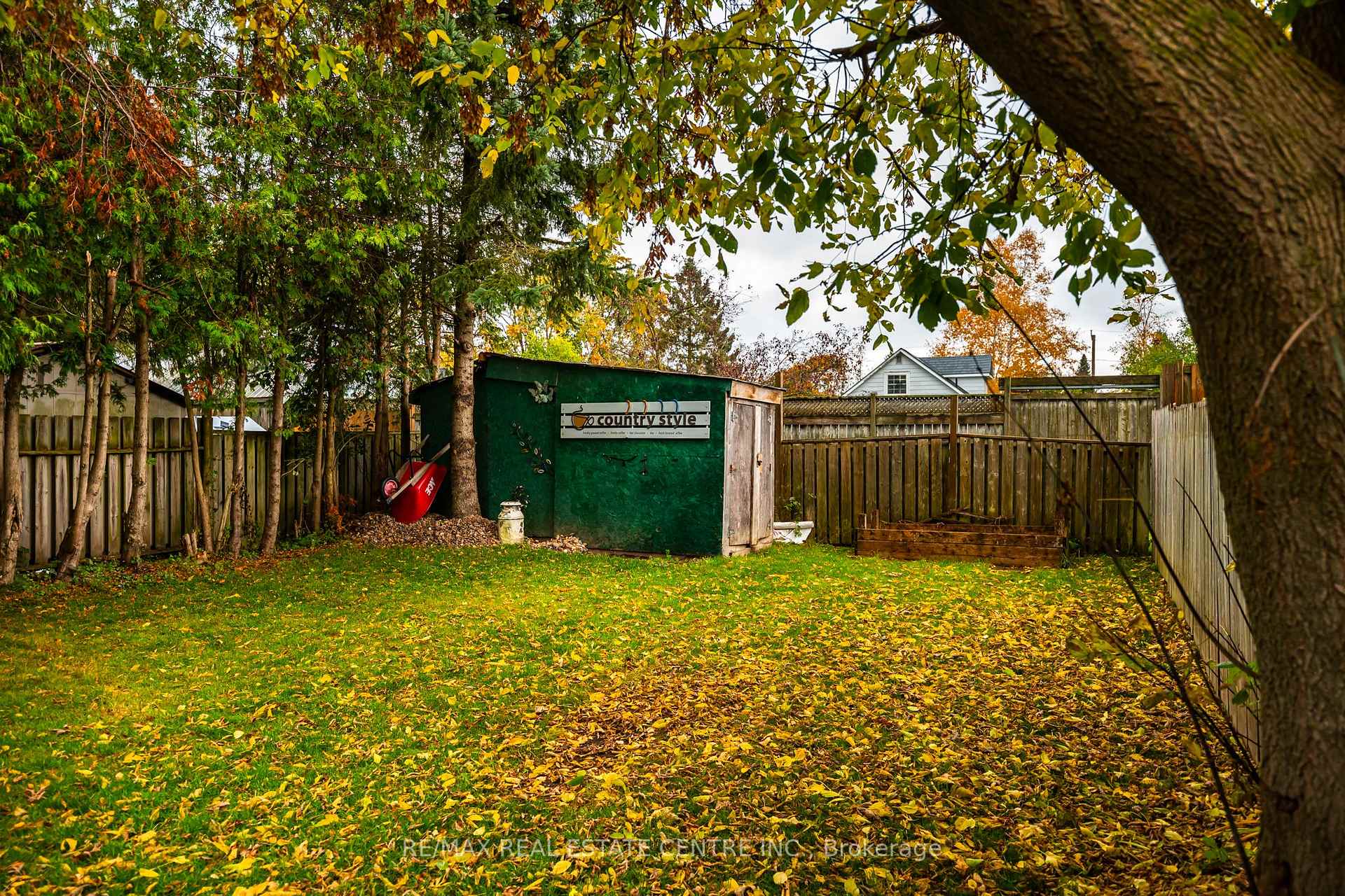 Photo 34 of 121 Proton Street N, Southgate — HOMEH