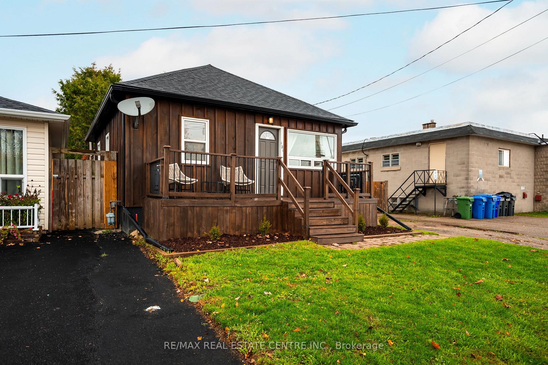 Photo 37 of 121 Proton Street N, Southgate — HOMEH