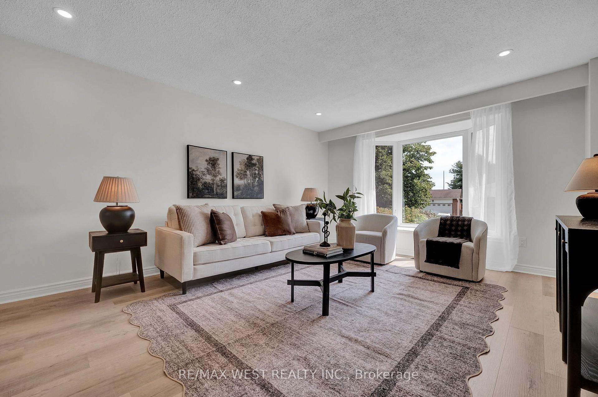 Photo 13 of 4 Flemington Court, Whitby, Lynde Creek — HOMEH