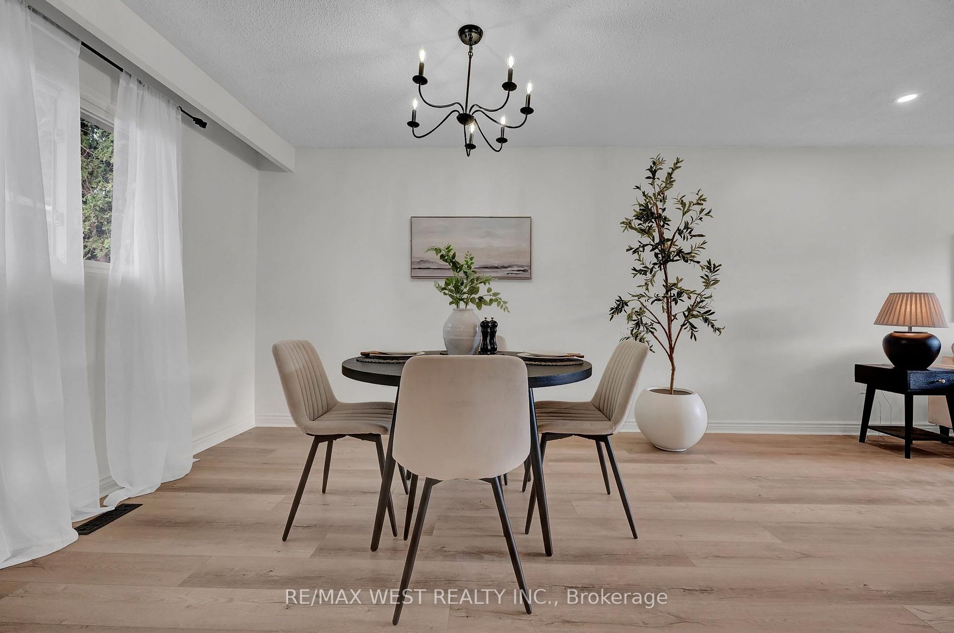 Photo 22 of 4 Flemington Court, Whitby, Lynde Creek — HOMEH