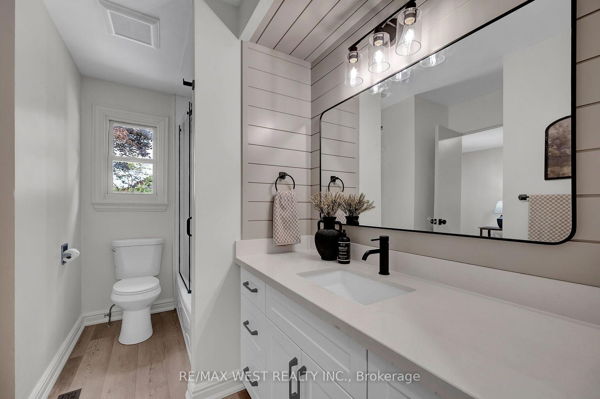 Photo 26 of 4 Flemington Court, Whitby, Lynde Creek — HOMEH