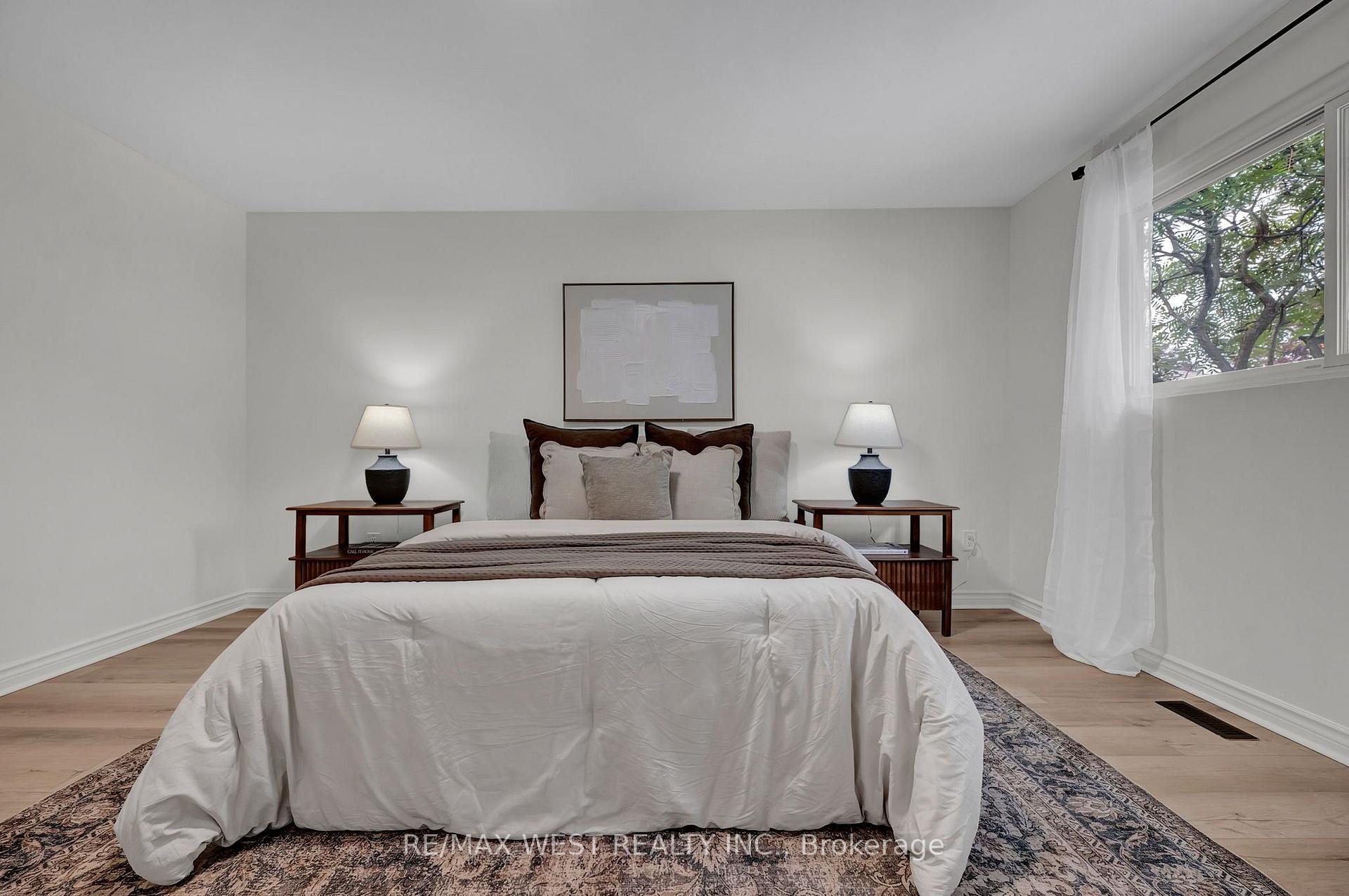 Photo 29 of 4 Flemington Court, Whitby, Lynde Creek — HOMEH