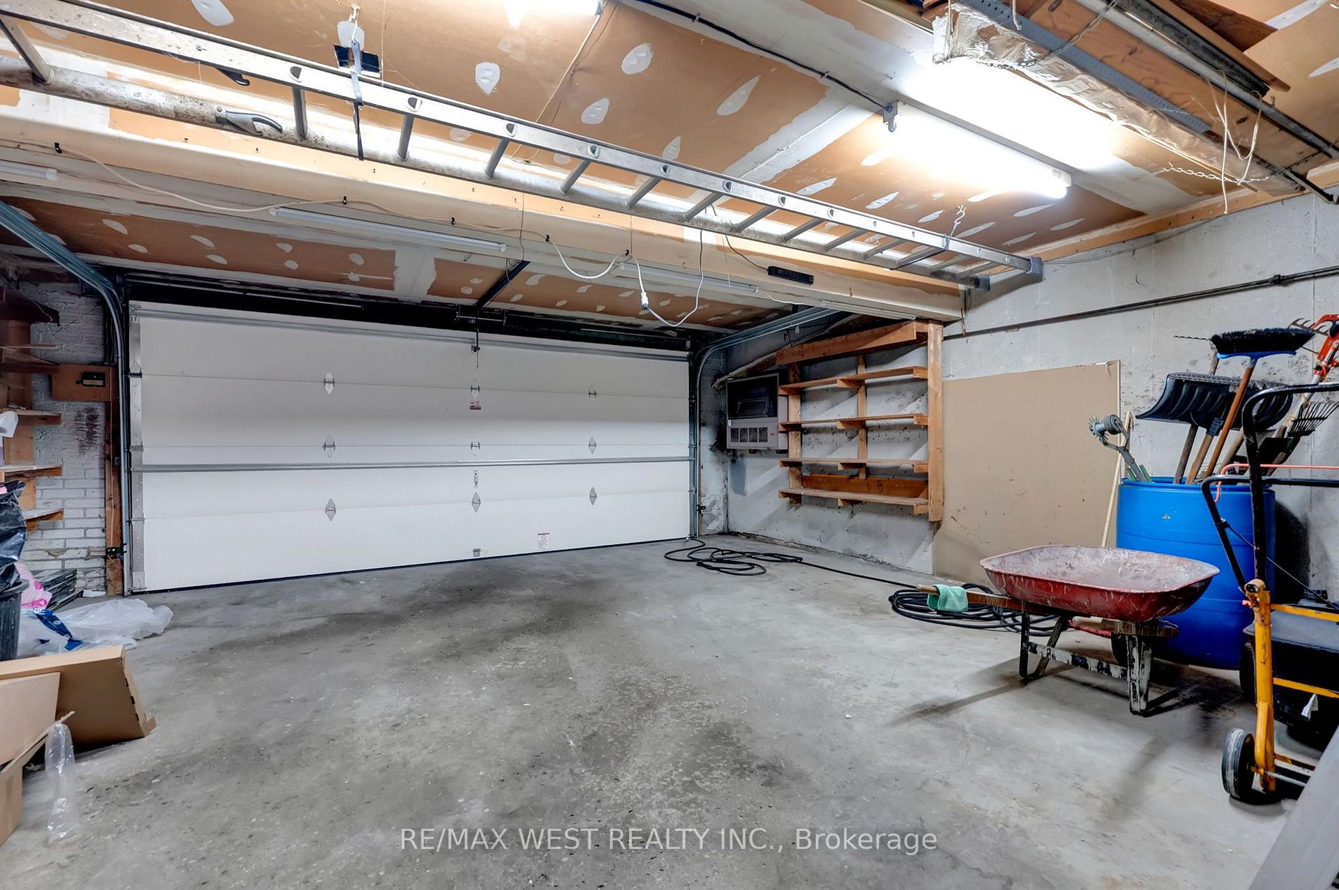 Photo 46 of 4 Flemington Court, Whitby, Lynde Creek — HOMEH