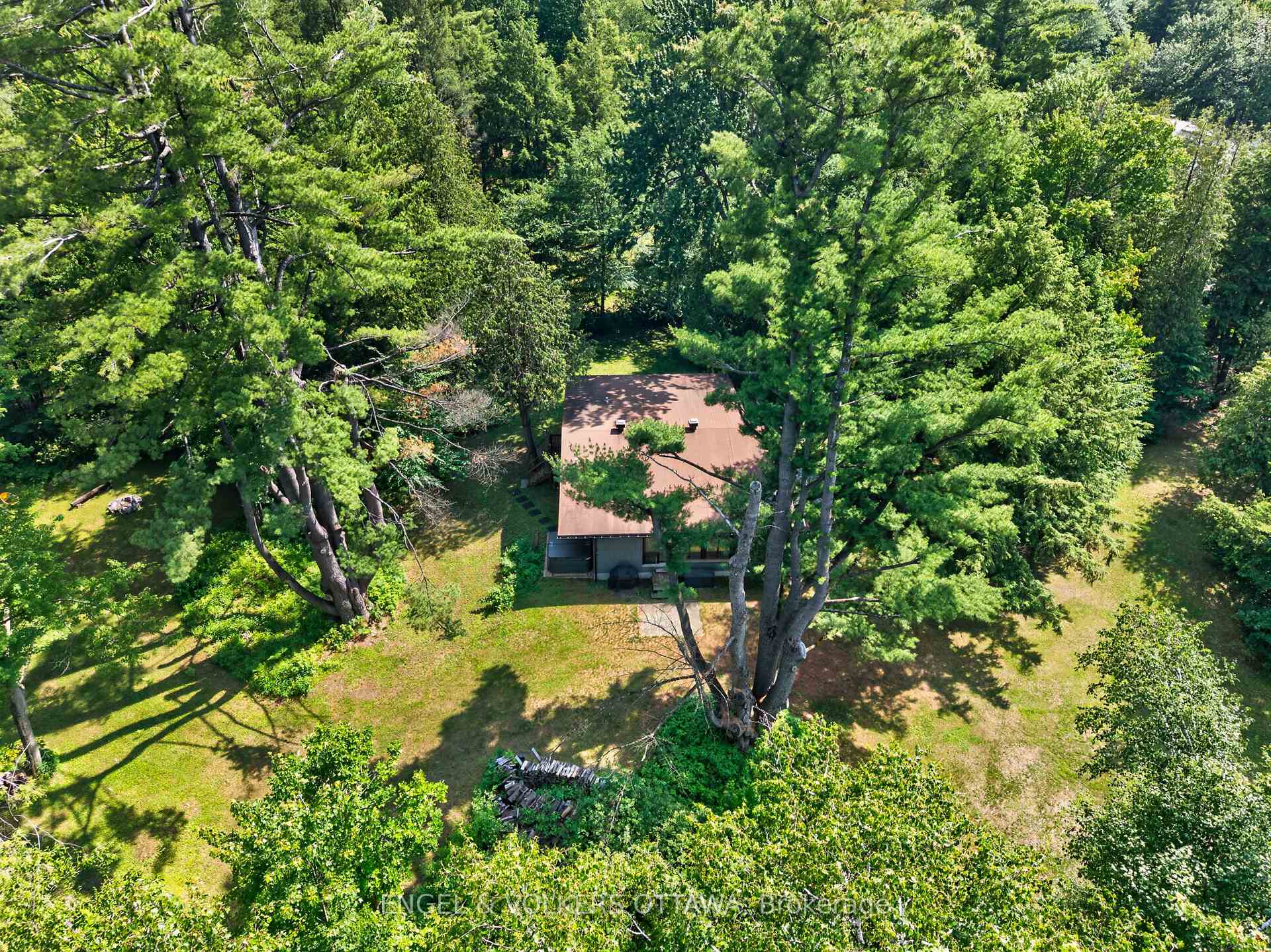 Photo 4 of 4167 Farmers Way, Ottawa, Carlsbad Springs — HOMEH