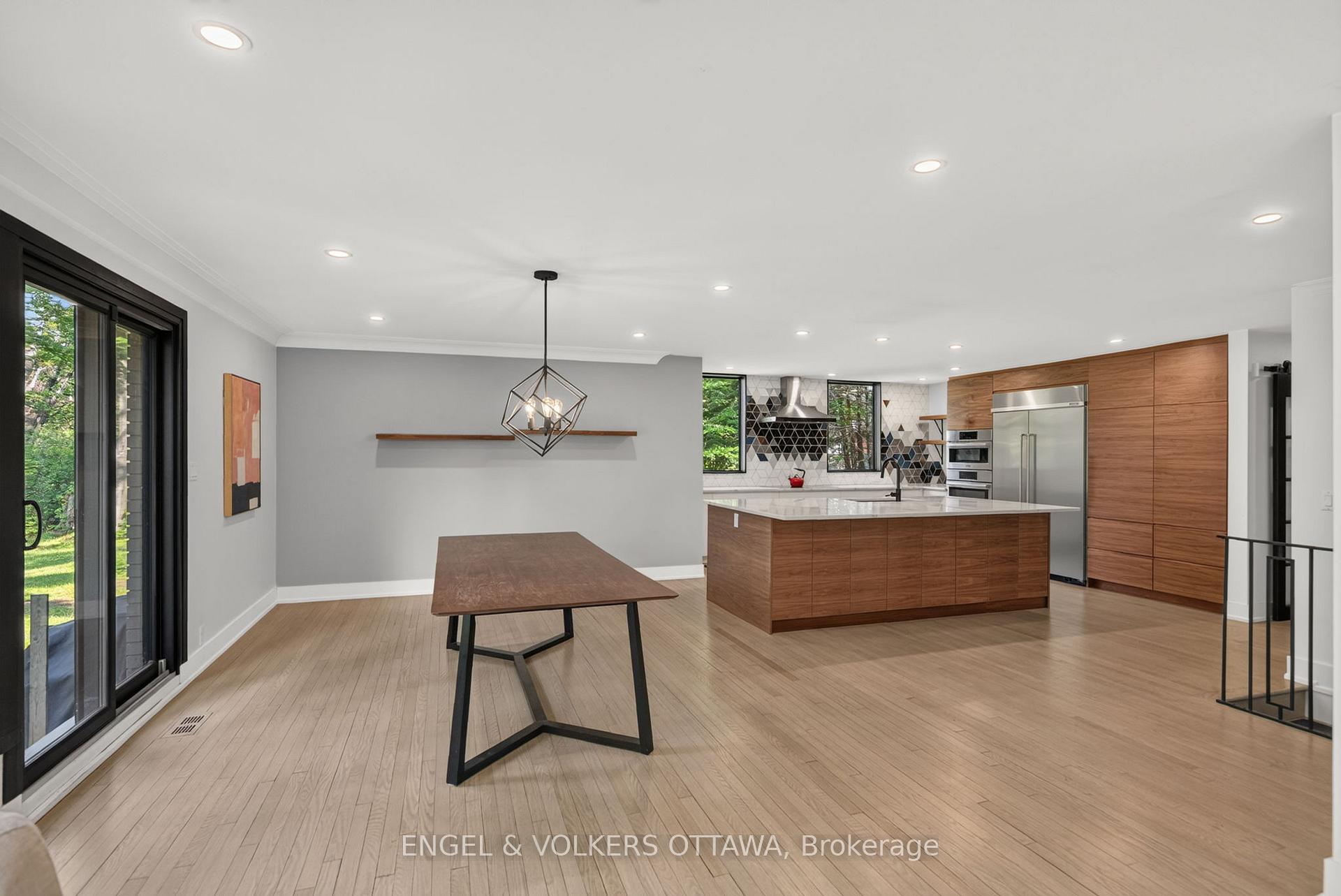 Photo 15 of 4167 Farmers Way, Ottawa, Carlsbad Springs — HOMEH