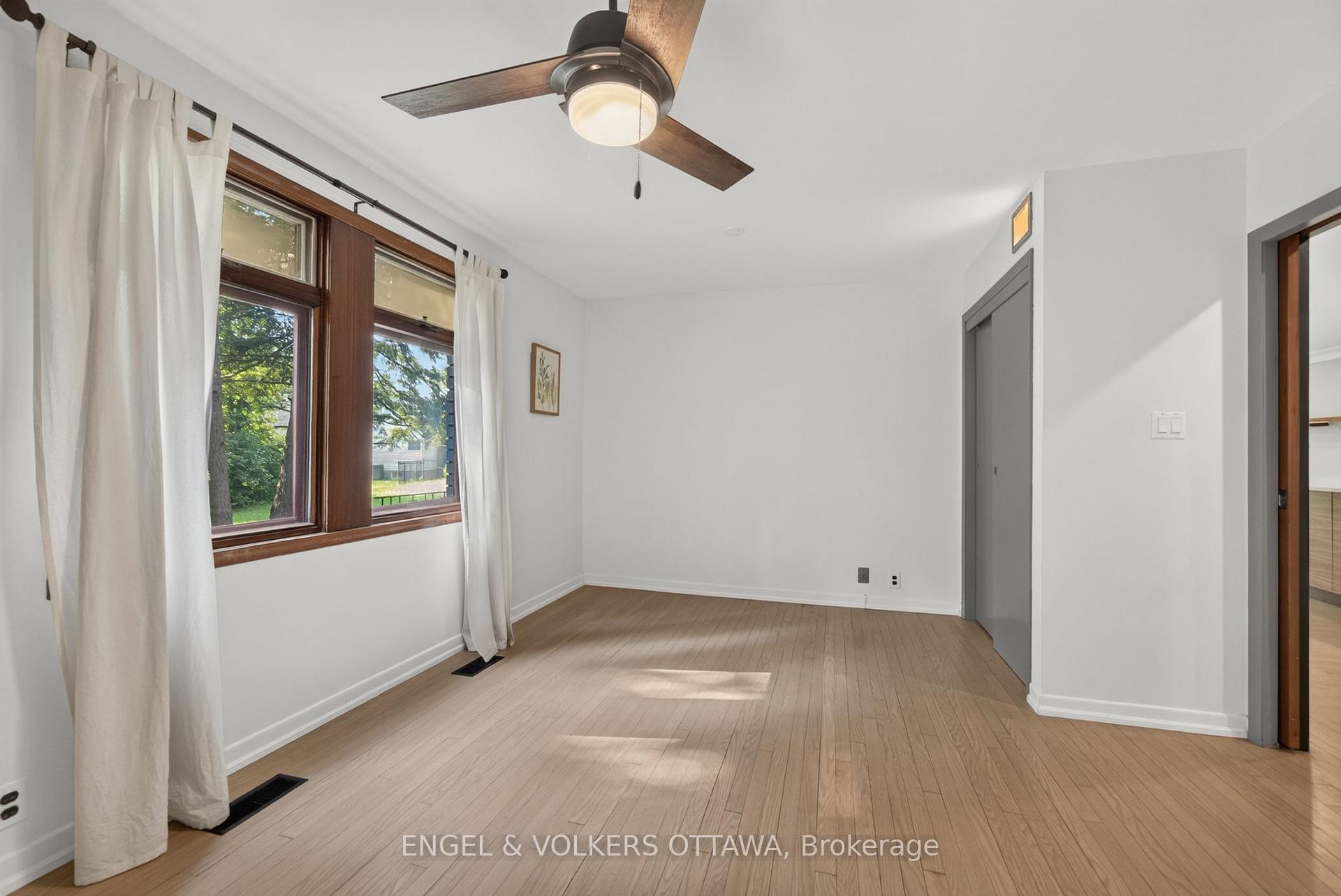 Photo 25 of 4167 Farmers Way, Ottawa, Carlsbad Springs — HOMEH