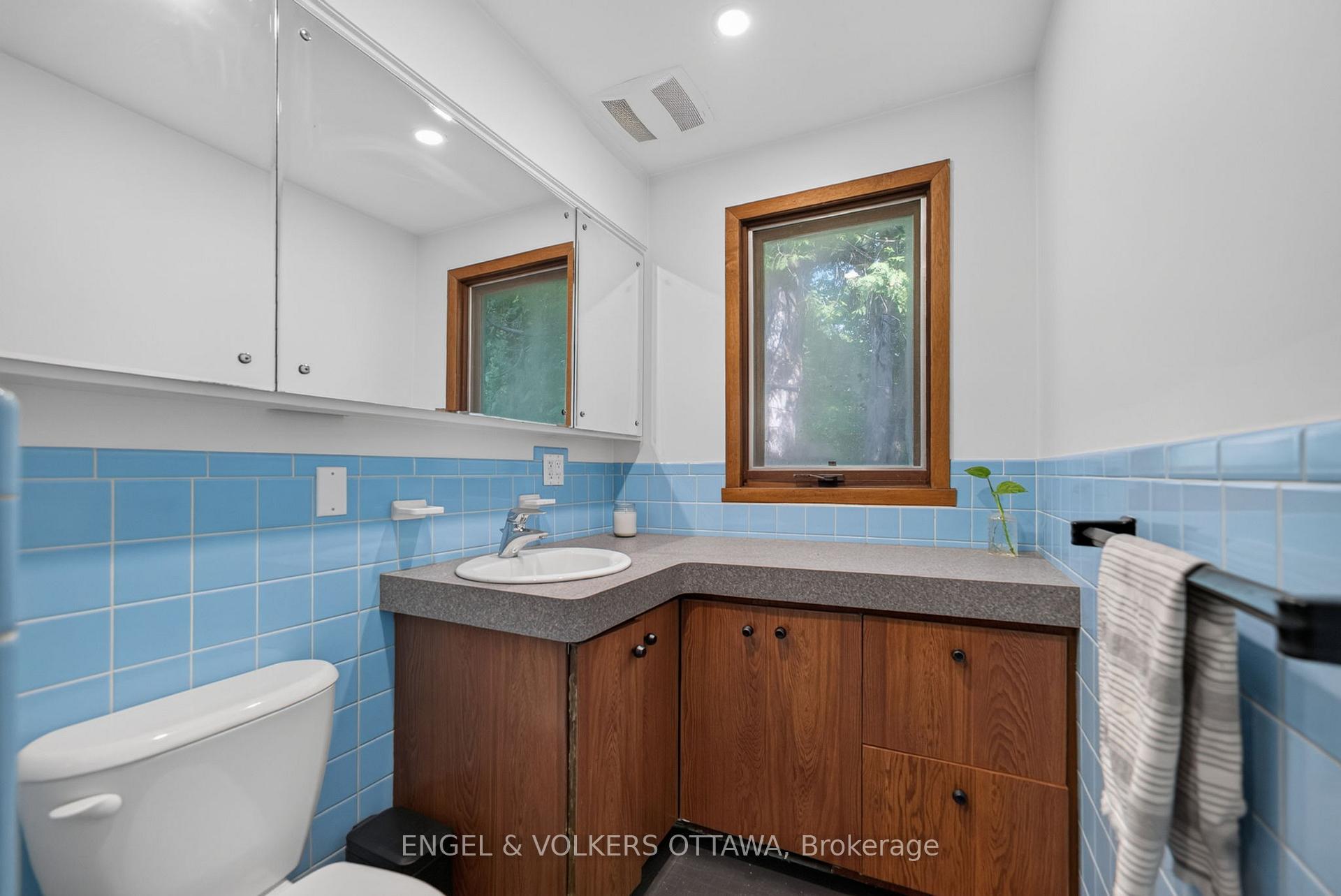 Photo 32 of 4167 Farmers Way, Ottawa, Carlsbad Springs — HOMEH