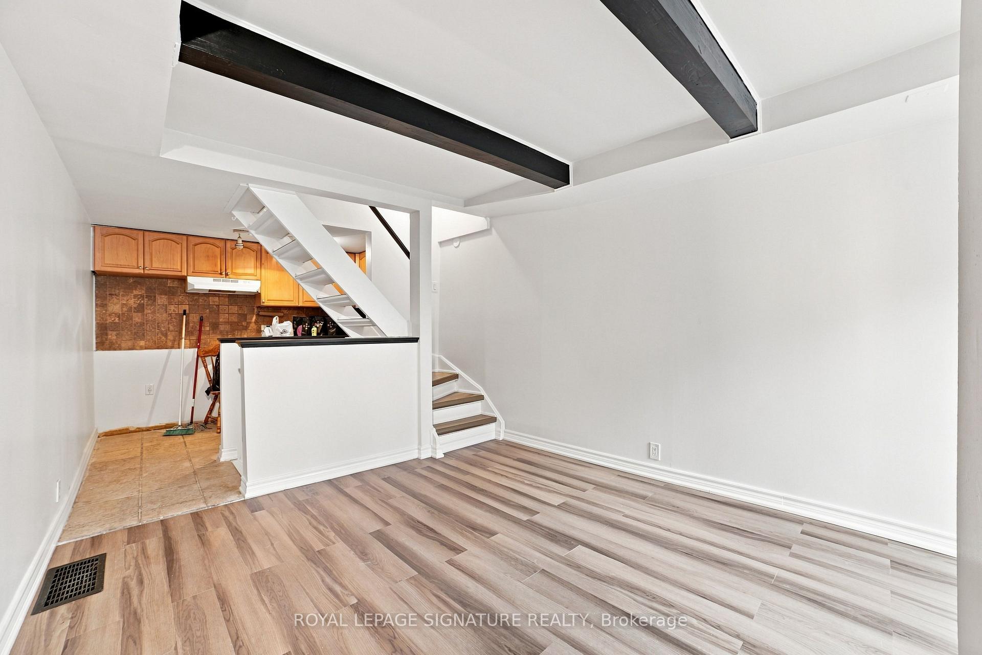 Photo 1 of Unit 18, 325 Jarvis Street, Toronto, Moss Park — HOMEH