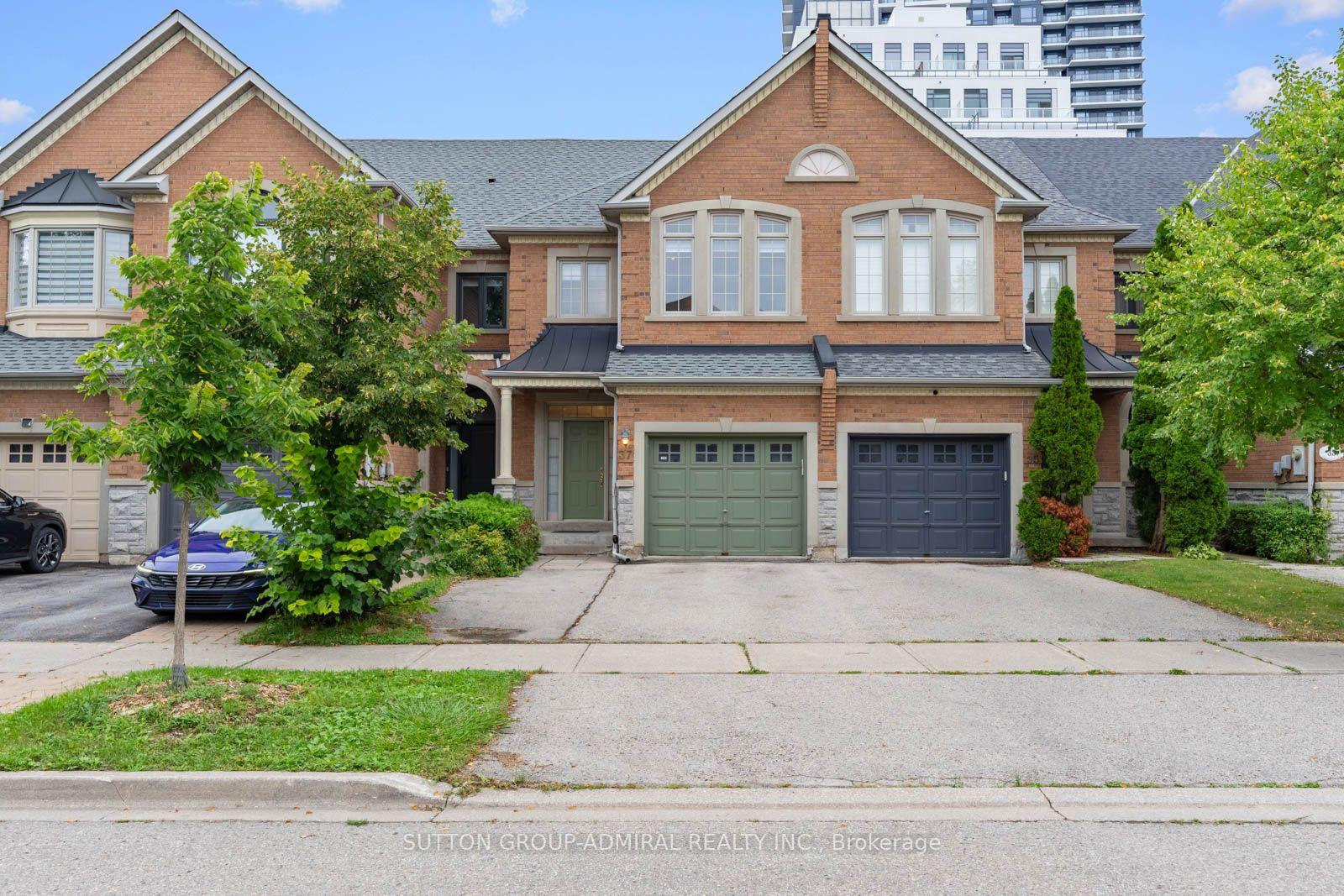 Photo 2 of 37 Kingsbridge Circle, Vaughan, Beverley Glen — HOMEH