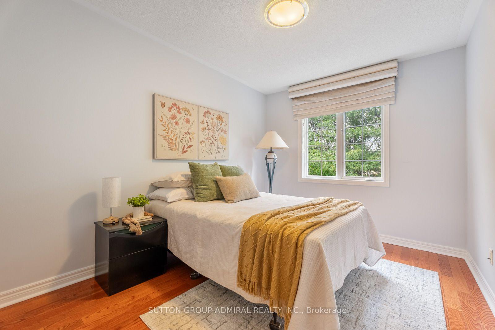 Photo 27 of 37 Kingsbridge Circle, Vaughan, Beverley Glen — HOMEH
